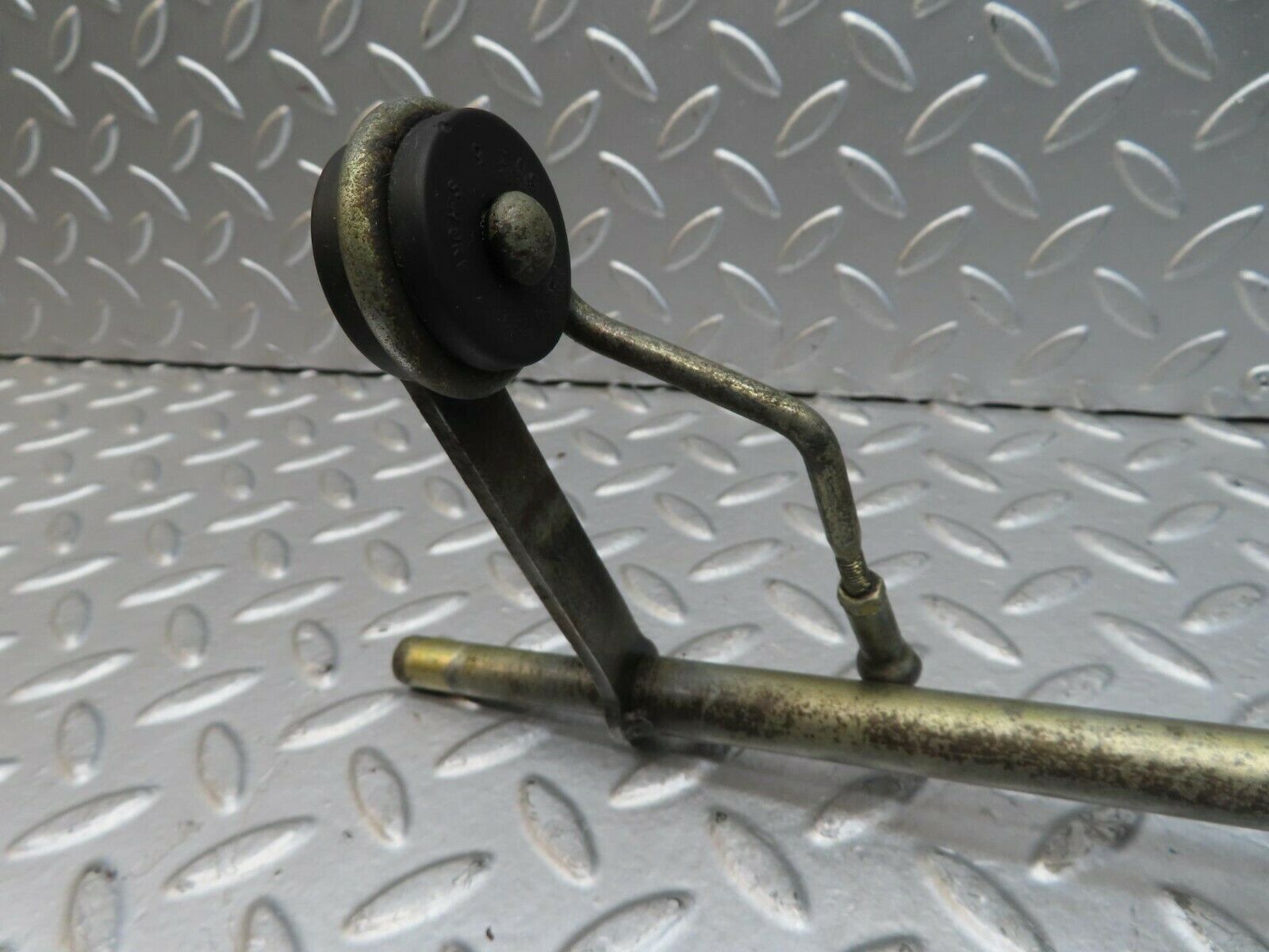 15749 Mercedes-Benz R107 450SL Accelerator Pedal Linkage