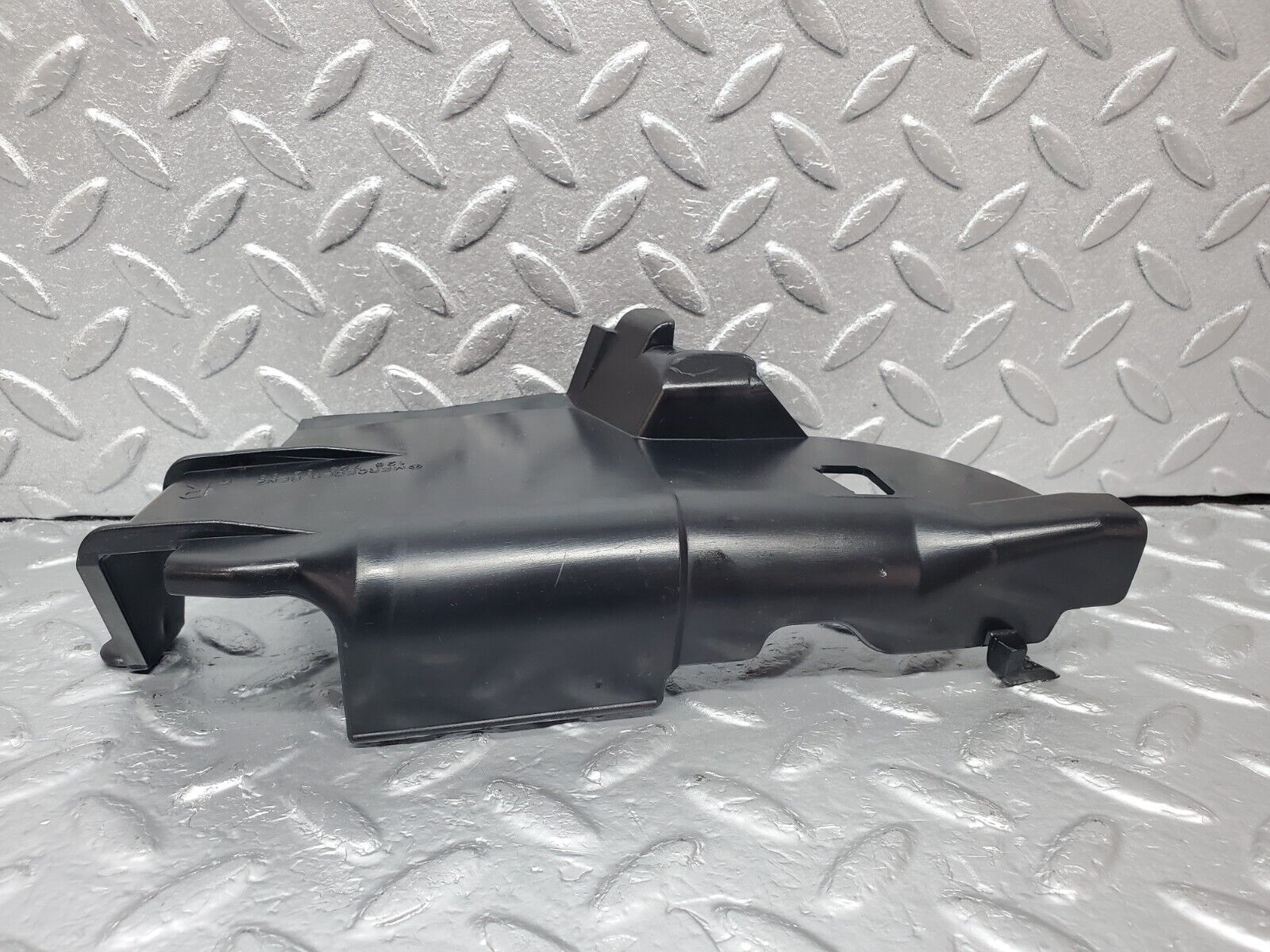 45611 Mercedes-Benz W126 420SE Front Right Door Lock Inner Cover 1267230408