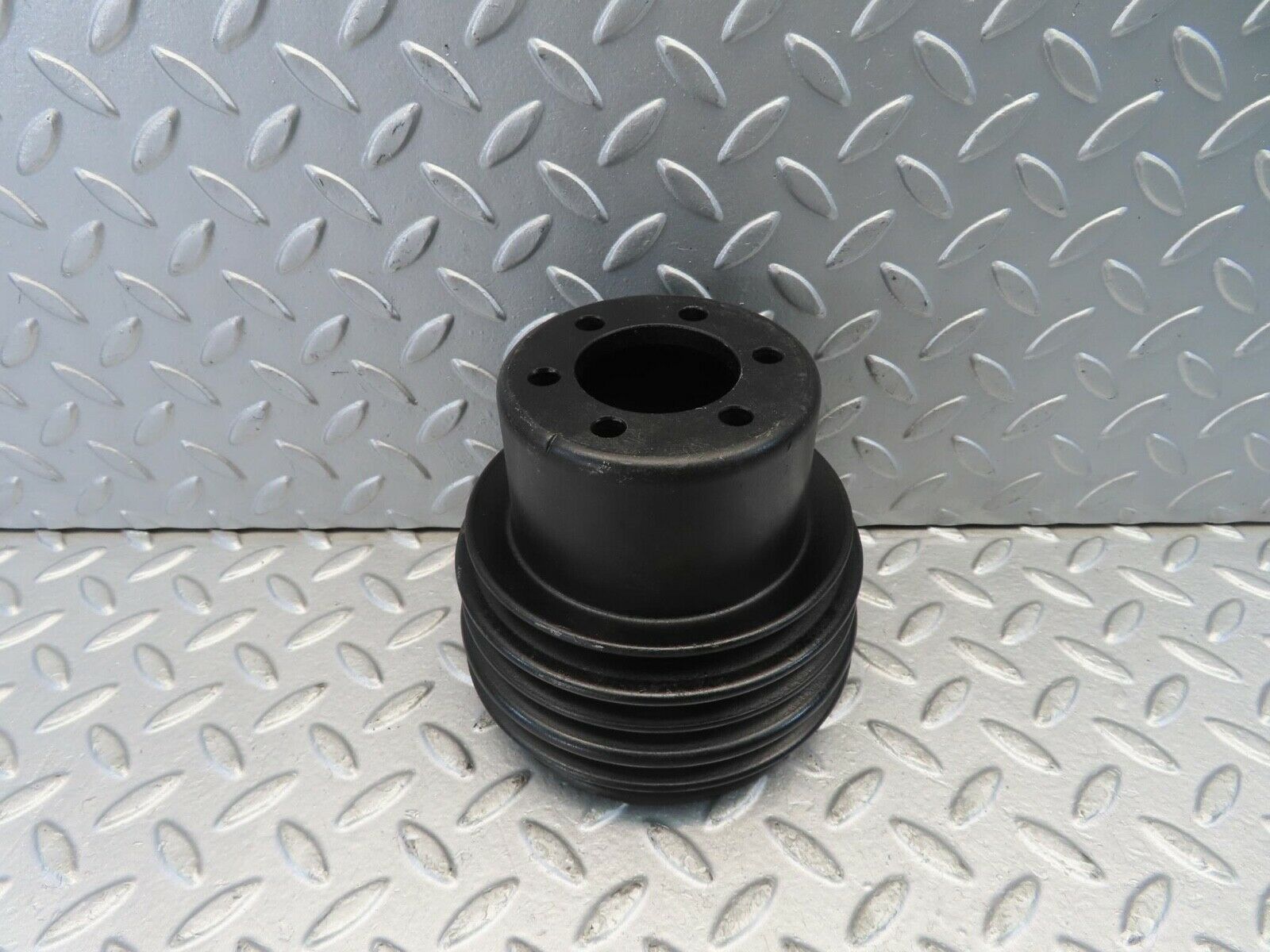 11058 Mercedes-Benz R107 W116 Crankshaft Pulley