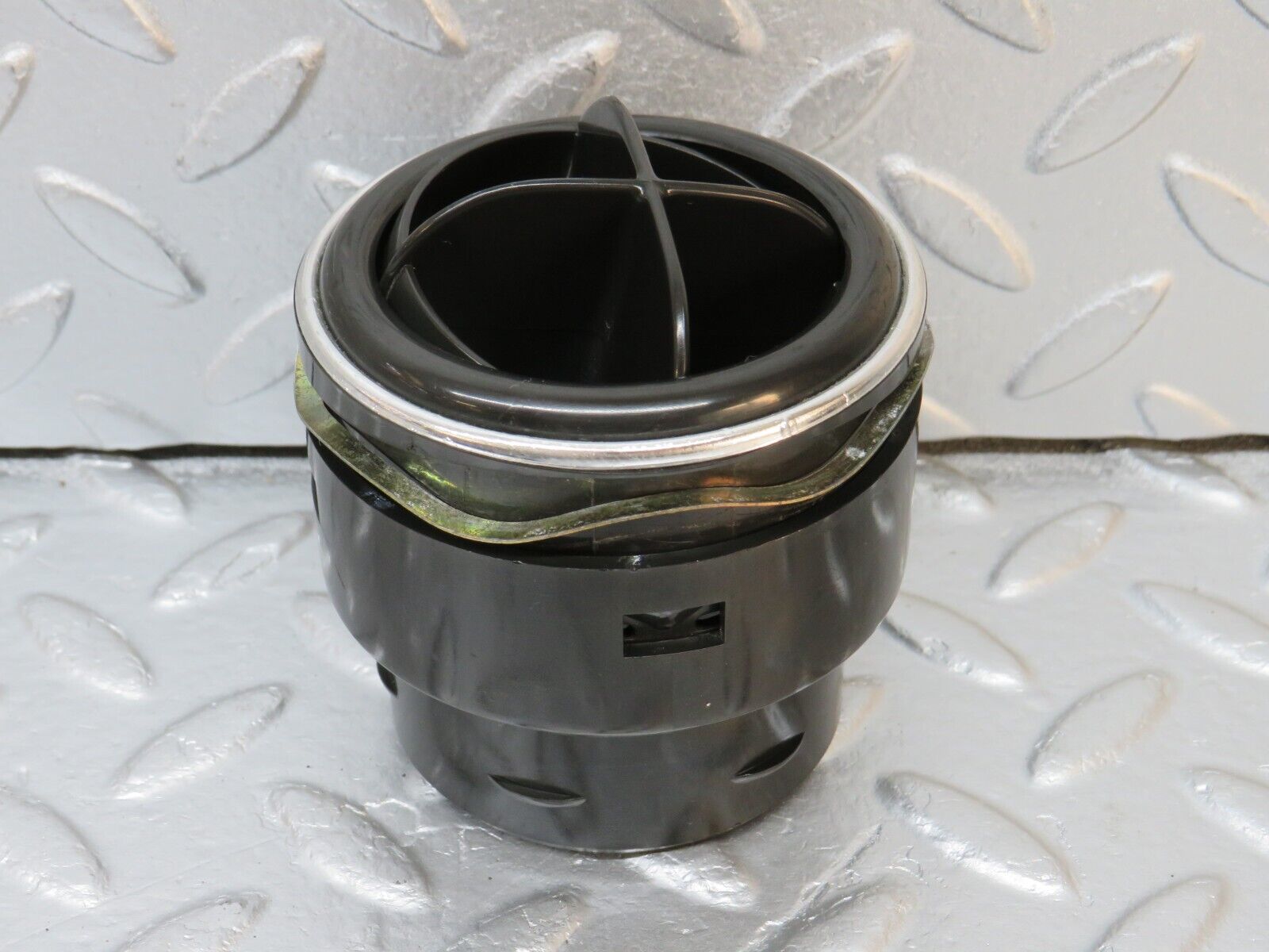 39821 Mercedes-Benz R107 350SL Dashboard Air Vent