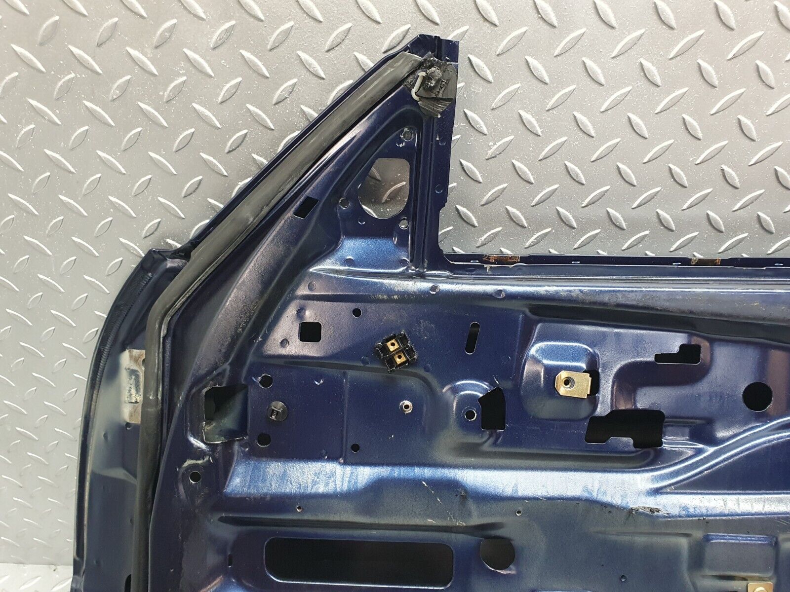 42413 Mercedes-Benz R129 320SL Coupe Right Door