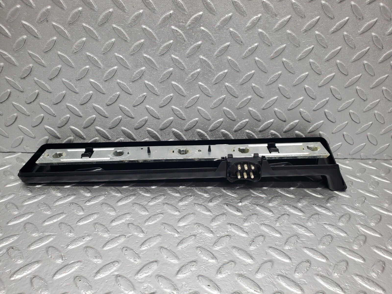 46439 Mercedes-Benz C123 280CE Coupe Tail Light Bulb Holder Right Side 22064R