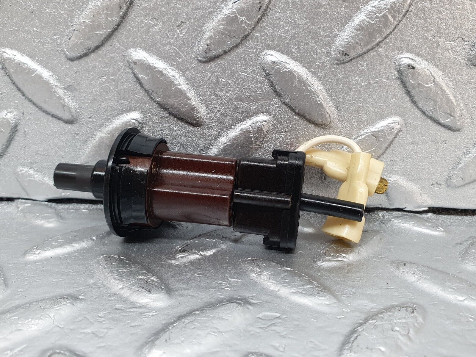 44109 Mercedes-Benz C123 230CE Coupe Door Contact Switch