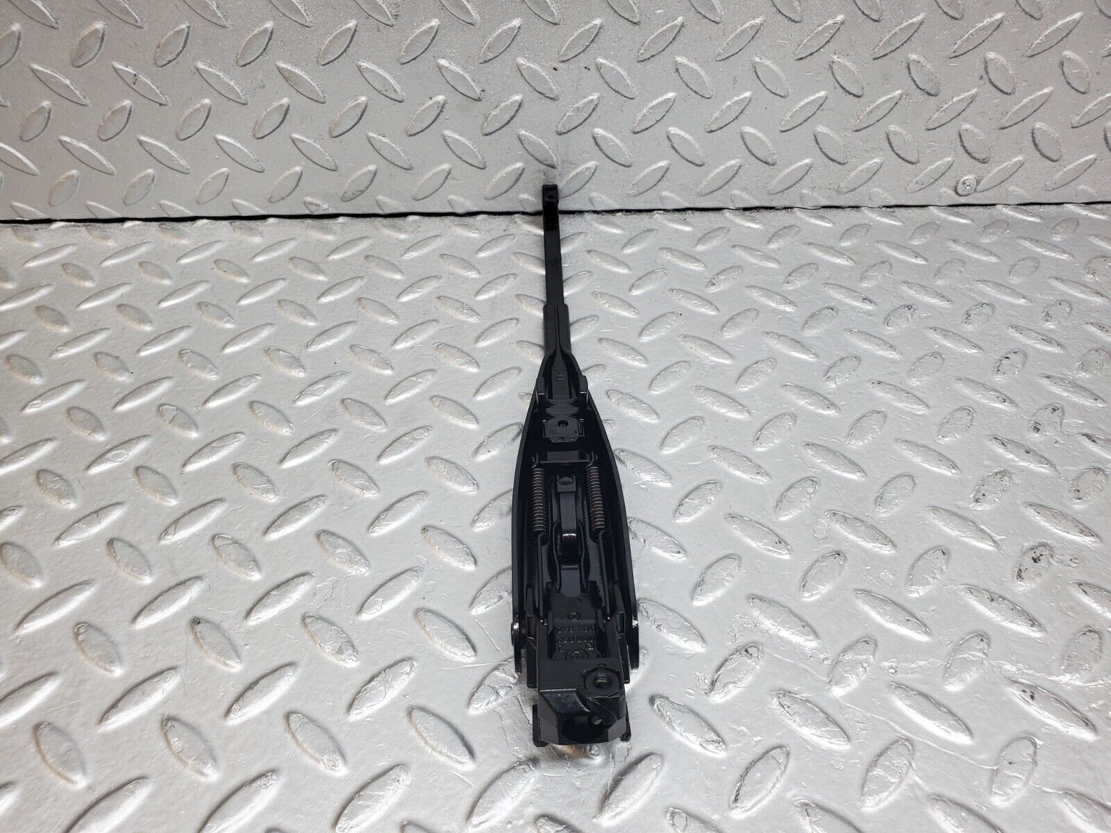 44793 Mercedes-Benz W124 220E Wiper Arm 096052184840