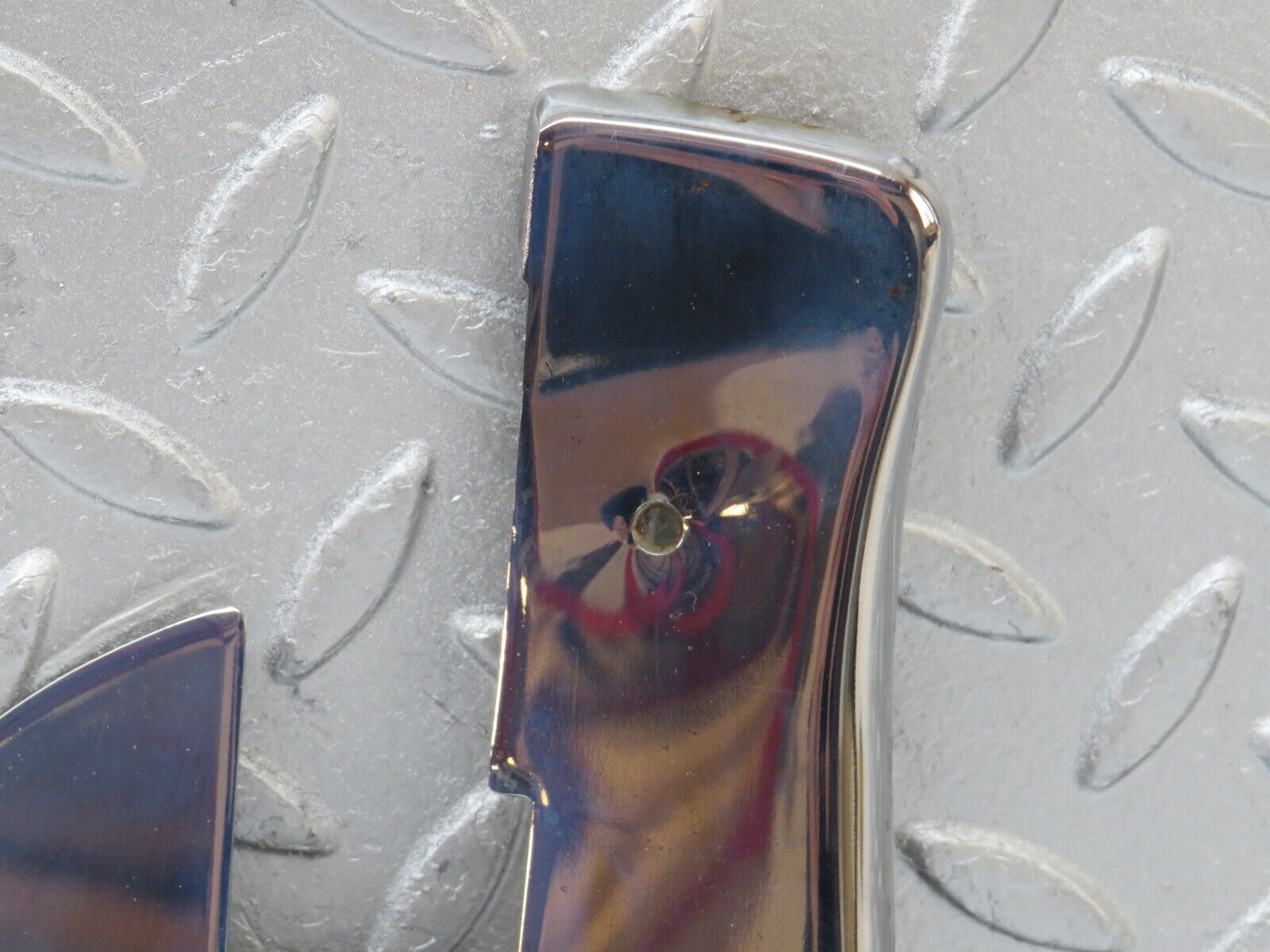 35664 Mercedes-Benz R107 280SL Left Door Chrome Cover