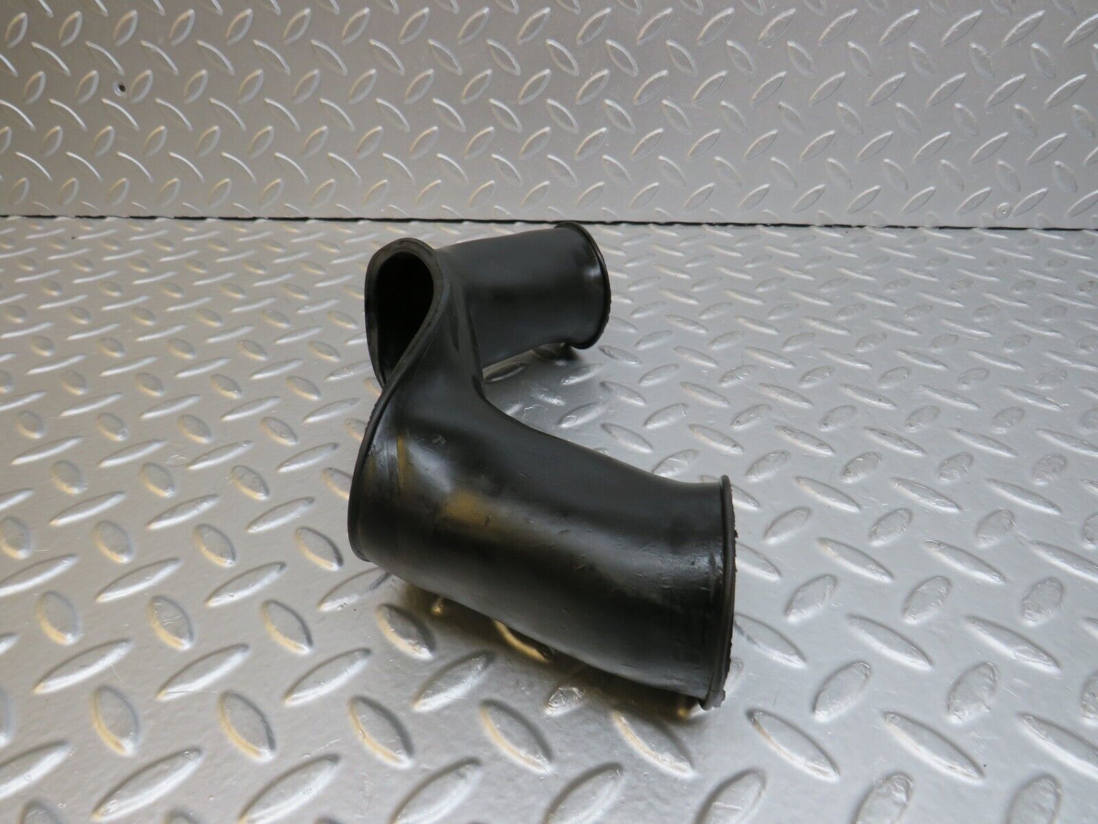 35425 Mercedes-Benz R107 280SL Air Duct Hose Rubber 1078310188