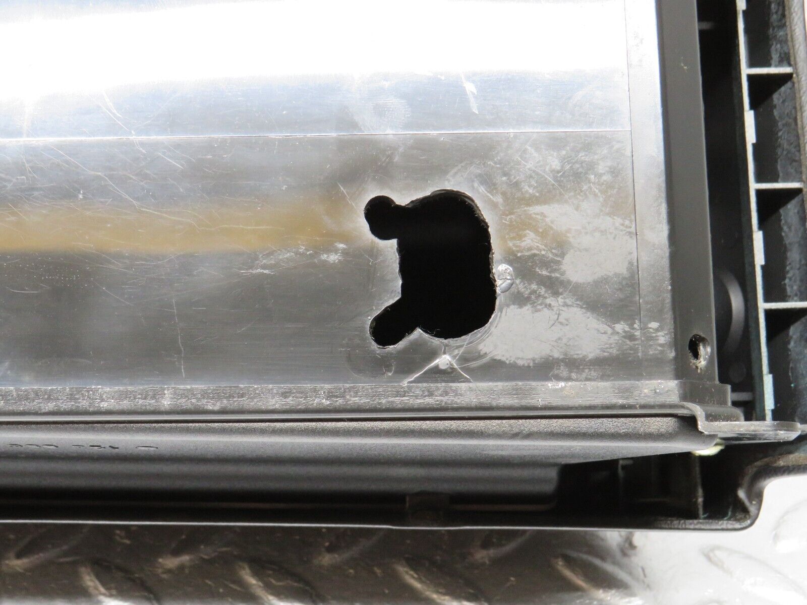 38039 Mercedes-Benz A124 320E Cabriolet Centre Console Storage Box With Key 1246800852