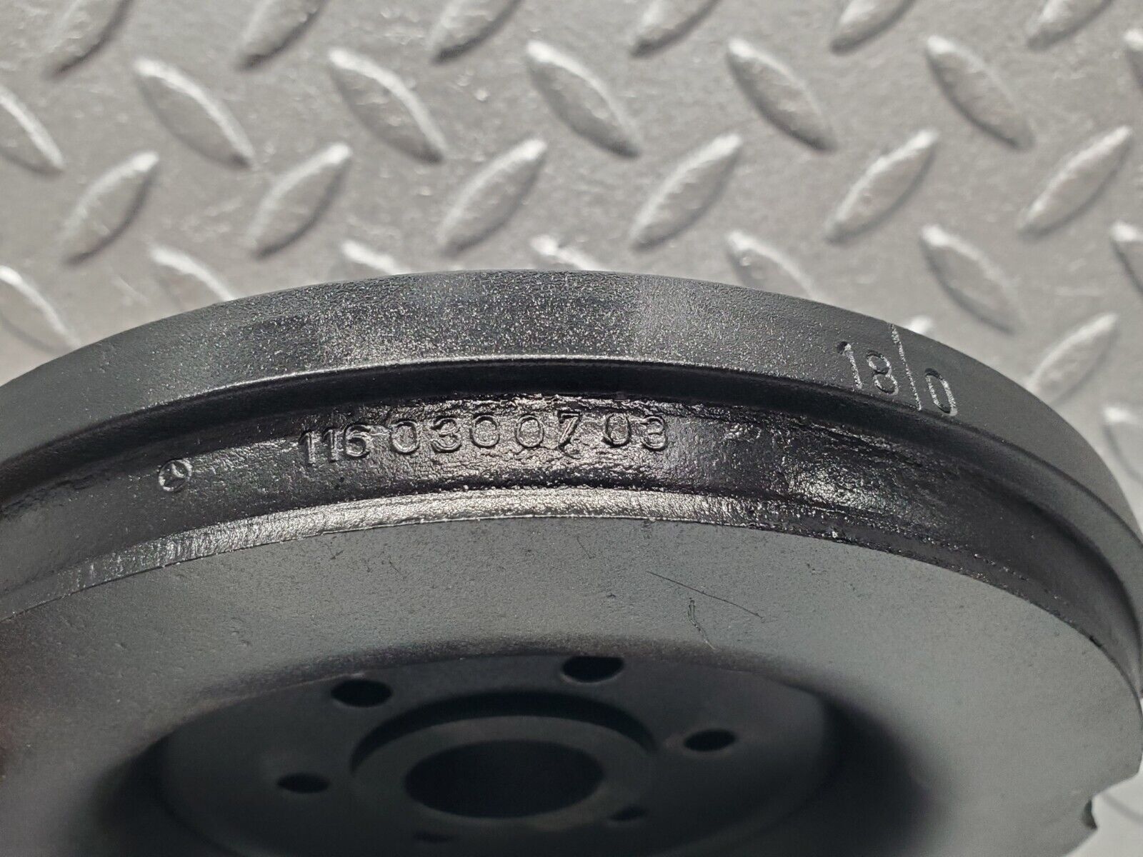 46027 Mercedes-Benz W126 420SE Crankshaft Vibration Damper 1160300703