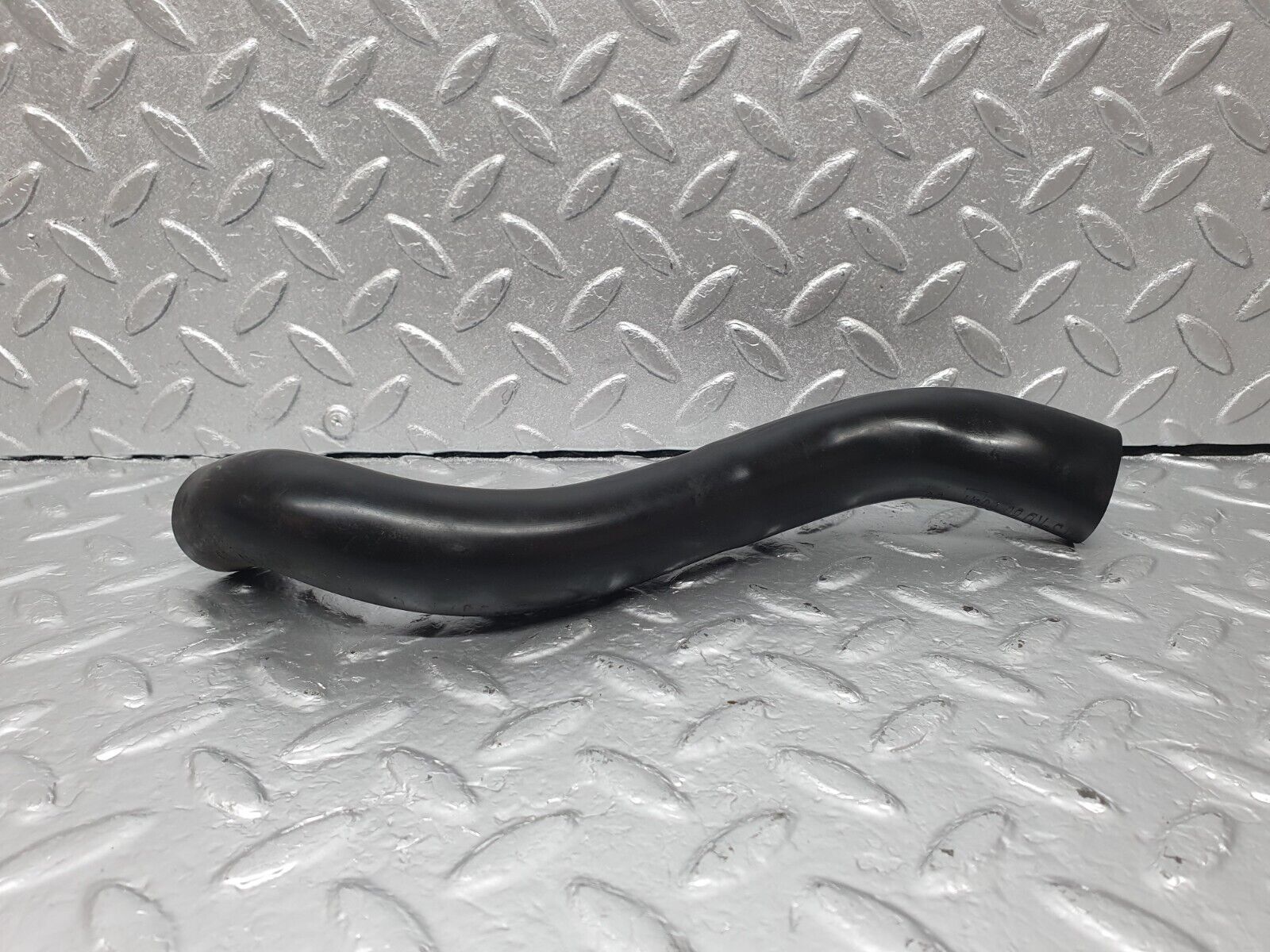 42917 Mercedes-Benz W201 190 2.0L Water Drain Rubber Hose Pipe 2016280094