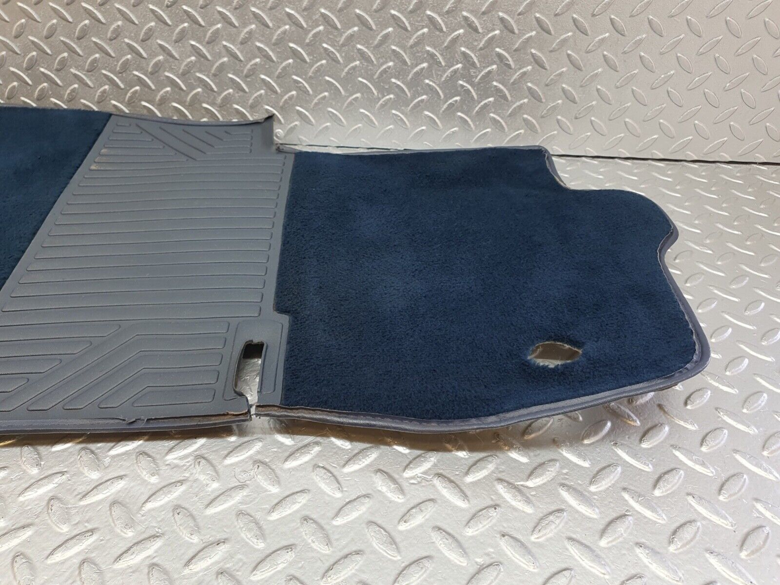 43023 Mercedes-Benz W201 190 Front Right Floor Carpet Blue 2016805462