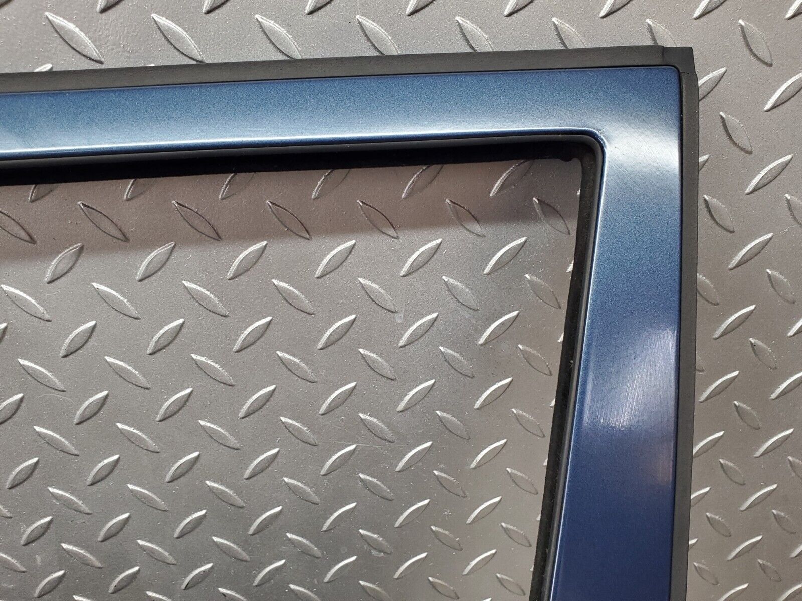 44703 Mercedes-Benz W124 220E Front Left Door