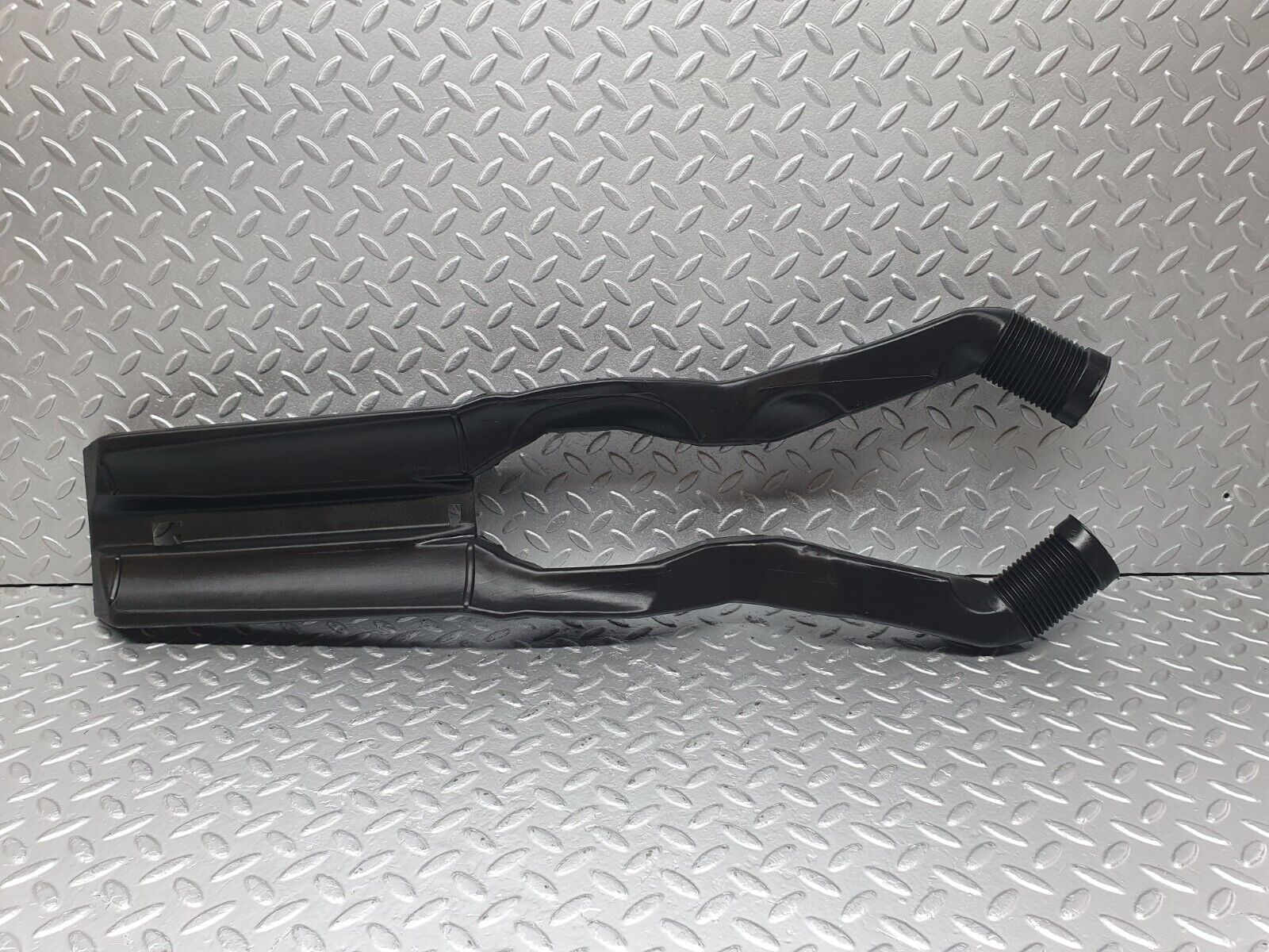 43503 Mercedes-Benz C126 380SEC Coupe Air Duct Heating Pipe 1268310646