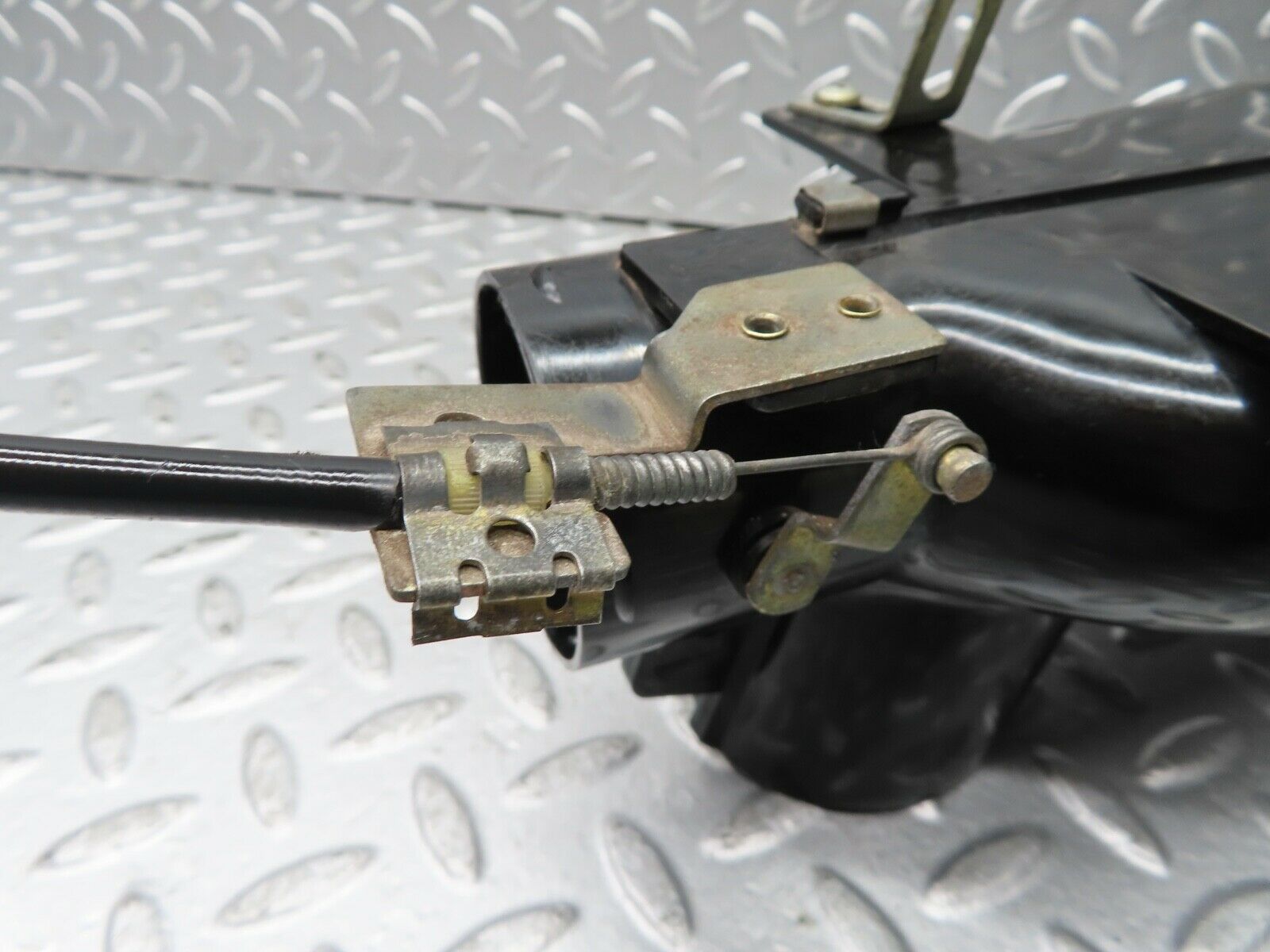 20597 Mercedes-Benz R107 450SL Air Vent Control Right Side