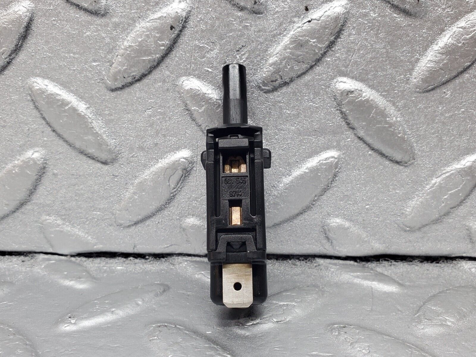 45889 Mercedes-Benz W126 420SE Door Contact Switch 2x 0015458714