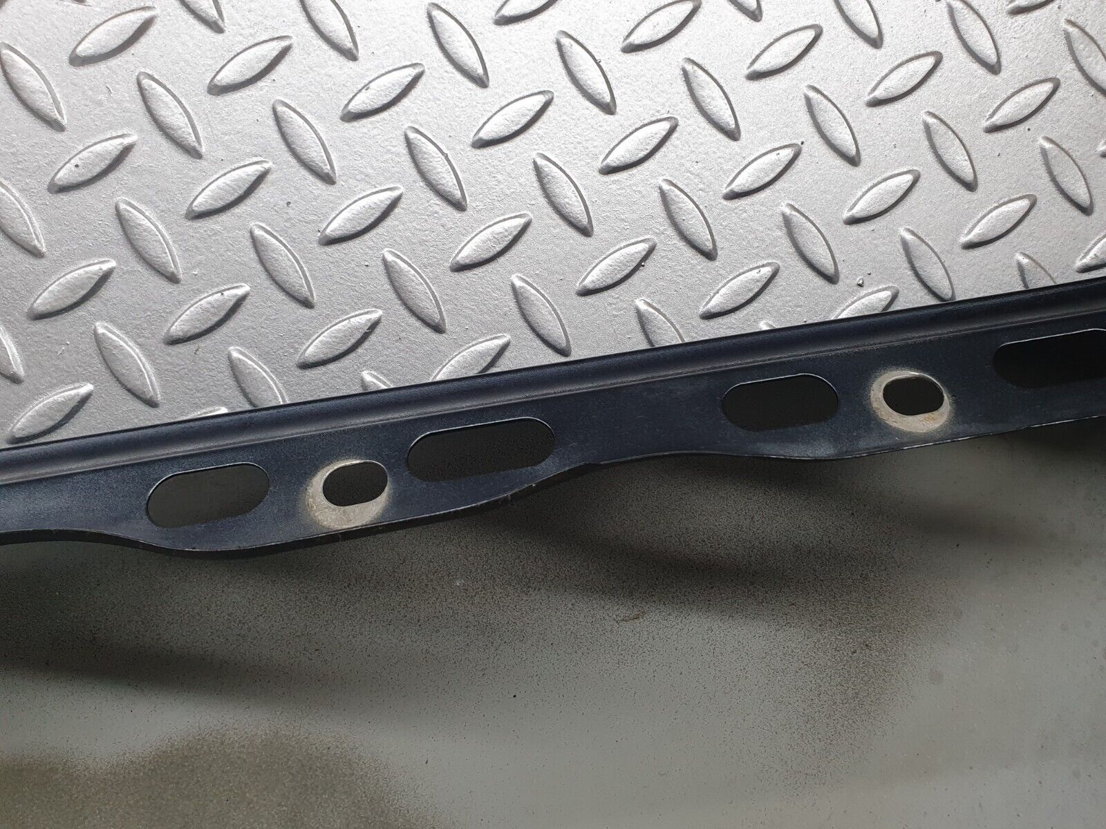 41818 Mercedes-Benz W202 C200 Front Right Fender Wing