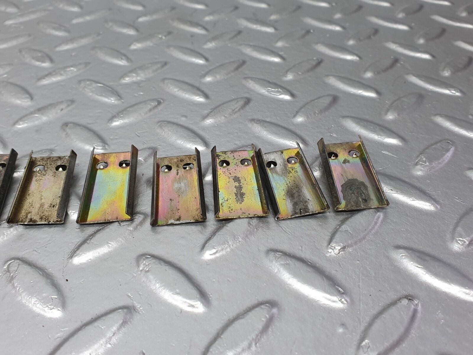 42141 Mercedes-Benz V123 240D LWB Heater Box Blower Housing Clips