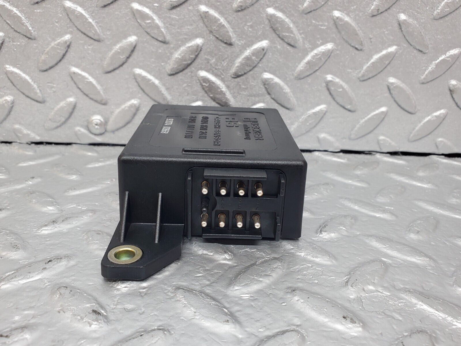 44894 Mercedes-Benz R129 300SL Coupe Crash Sensor 0048202410