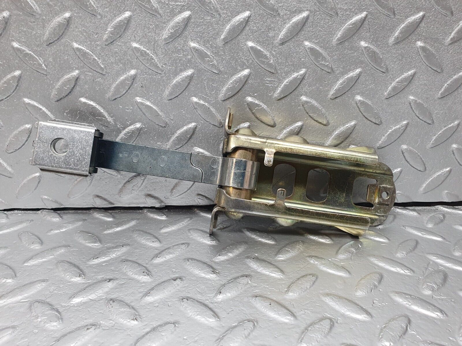 41870 Mercedes-Benz W202 C200 Door Safety Check Strap Rear Right