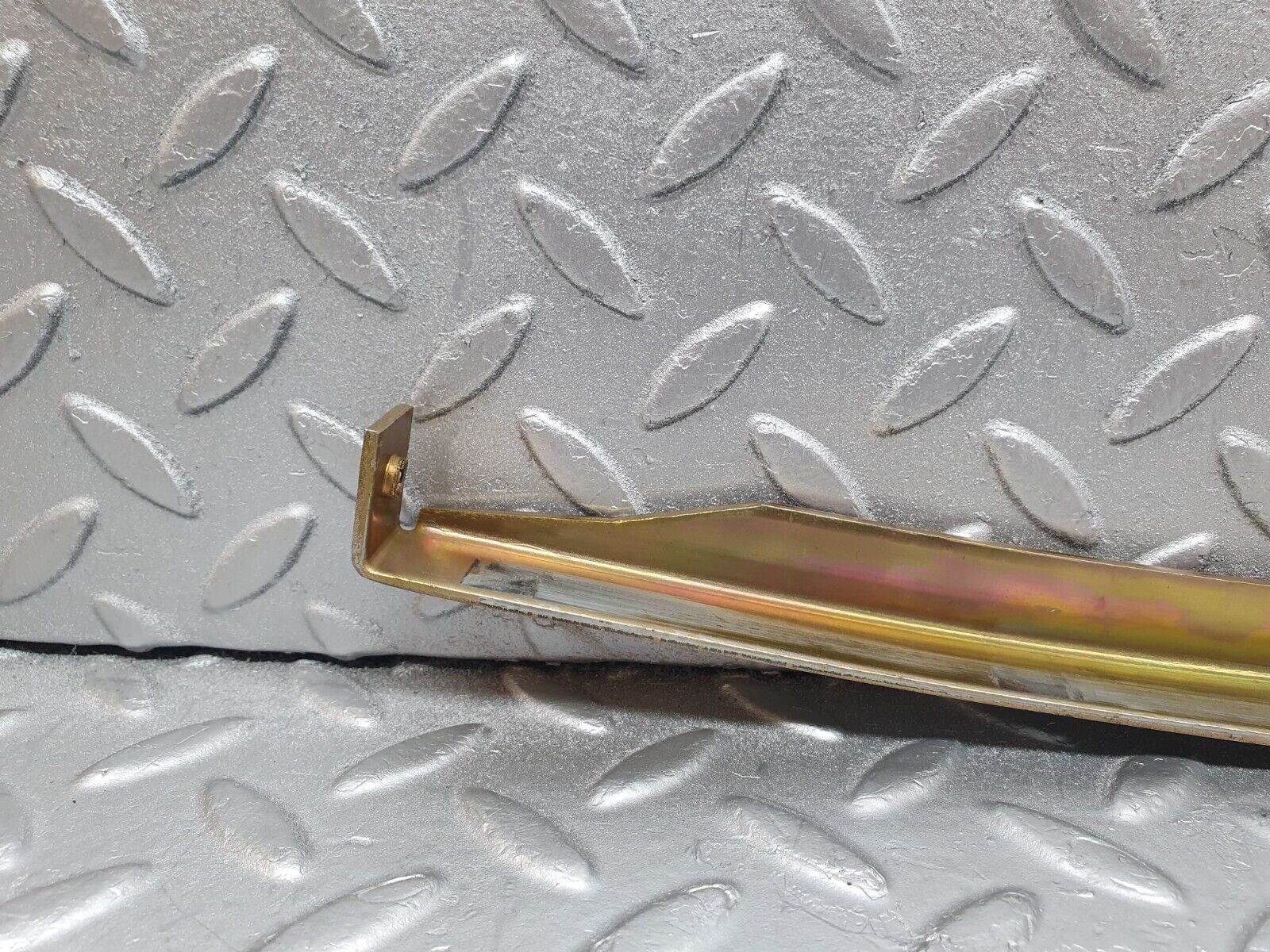 43977 Mercedes-Benz C123 230CE Coupe Front Right Window Channel