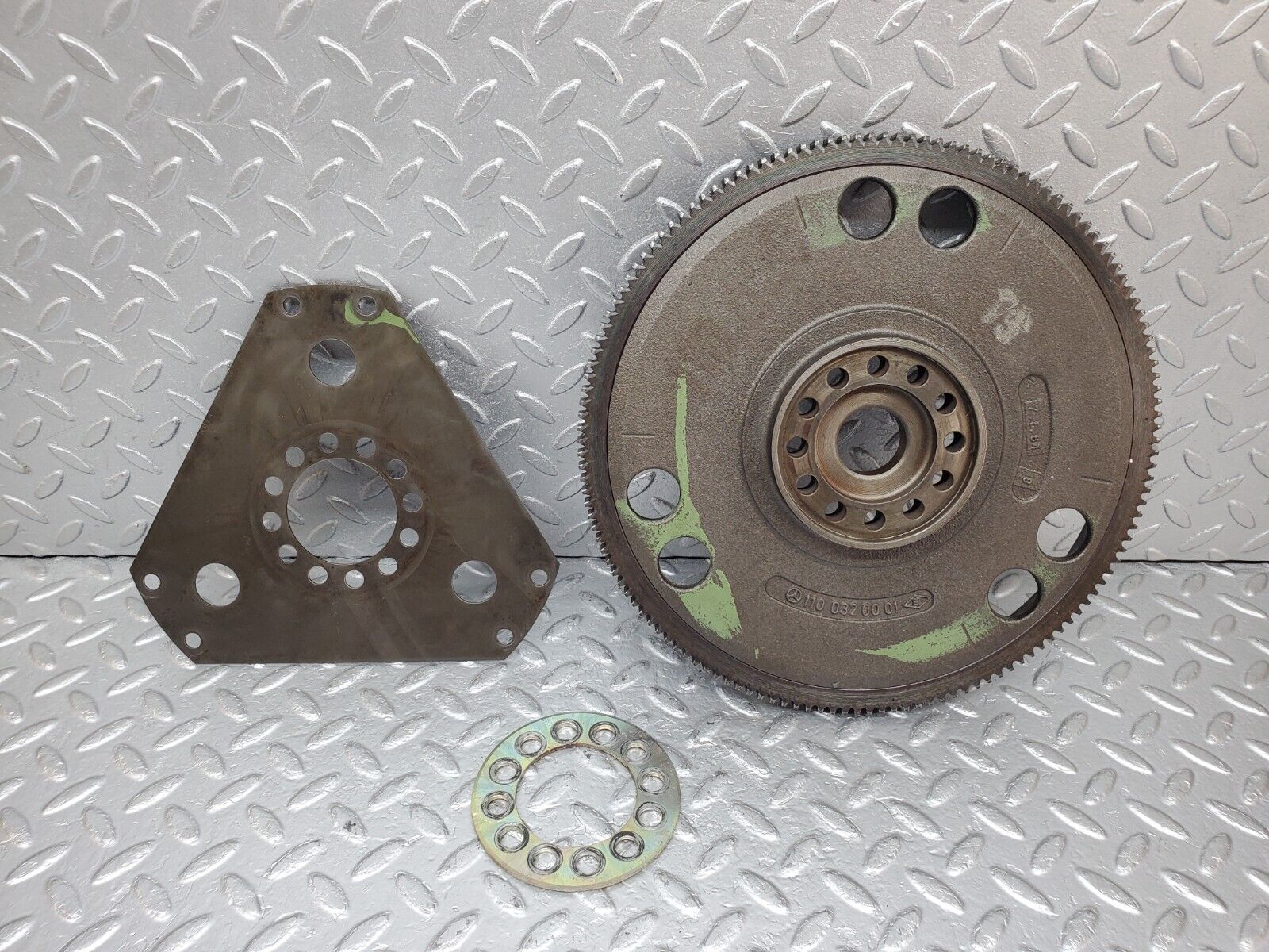 44517 Mercedes-Benz W123 280E Flywheel Starter Ring 1100320001