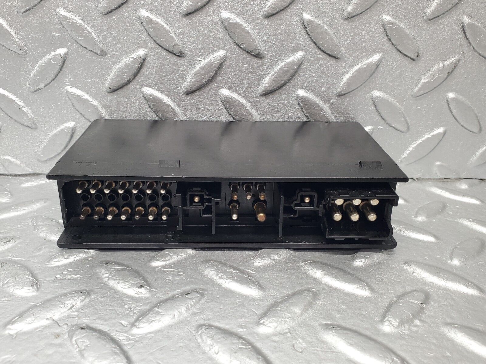 46783 Mercedes-Benz R129 320SL Coupe Hazard Warning Light Relay 1408207126