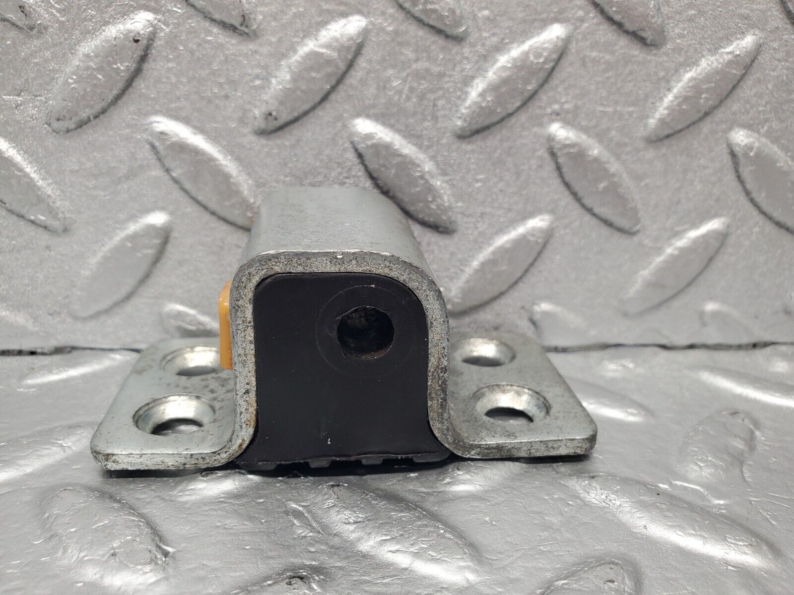 46475 Mercedes-Benz C123 280CE Coupe Right Door Lock Latch