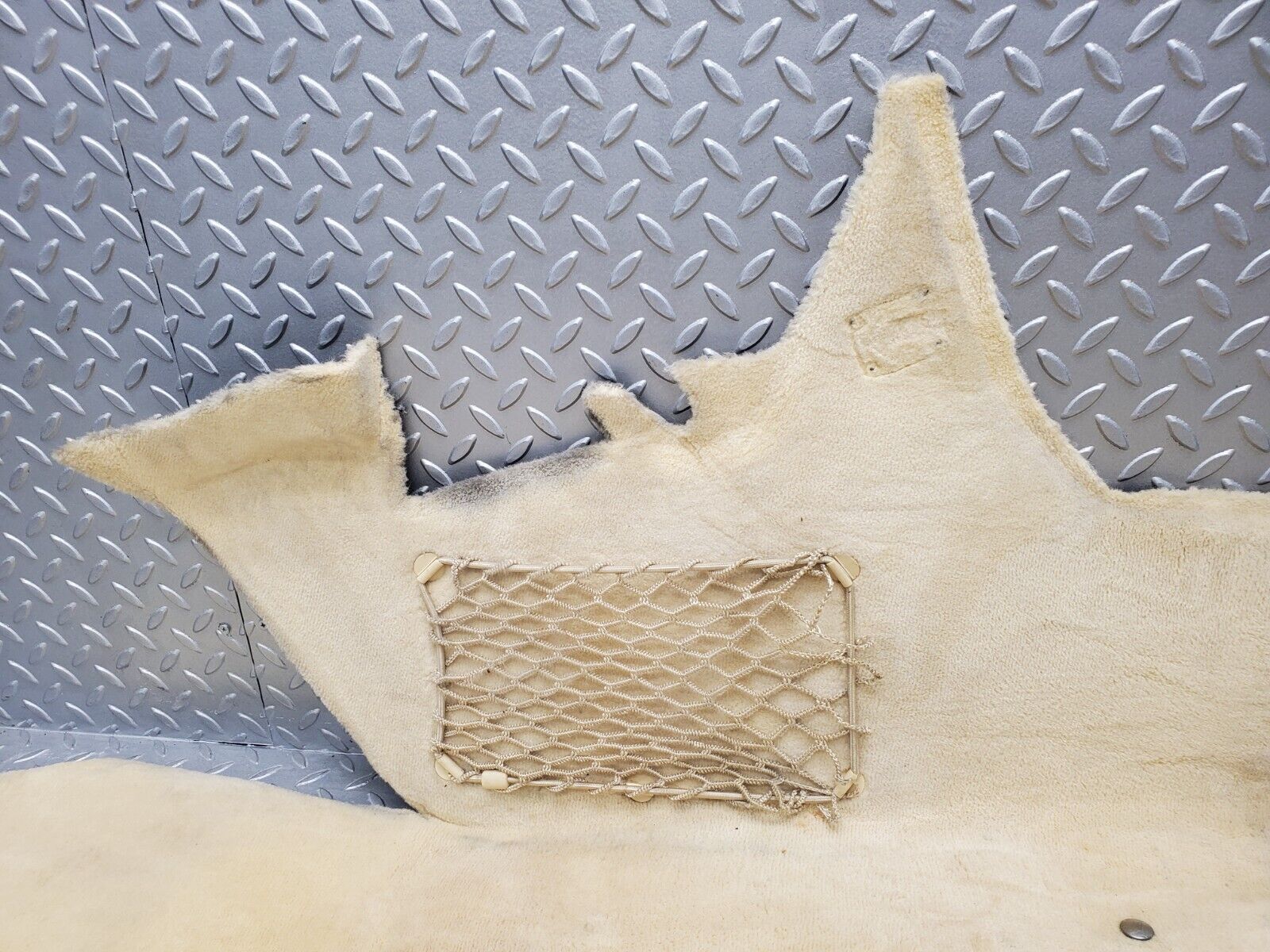 46983 Mercedes-Benz R129 320SL Coupe Front Left Floor Carpet Beige 1296801340