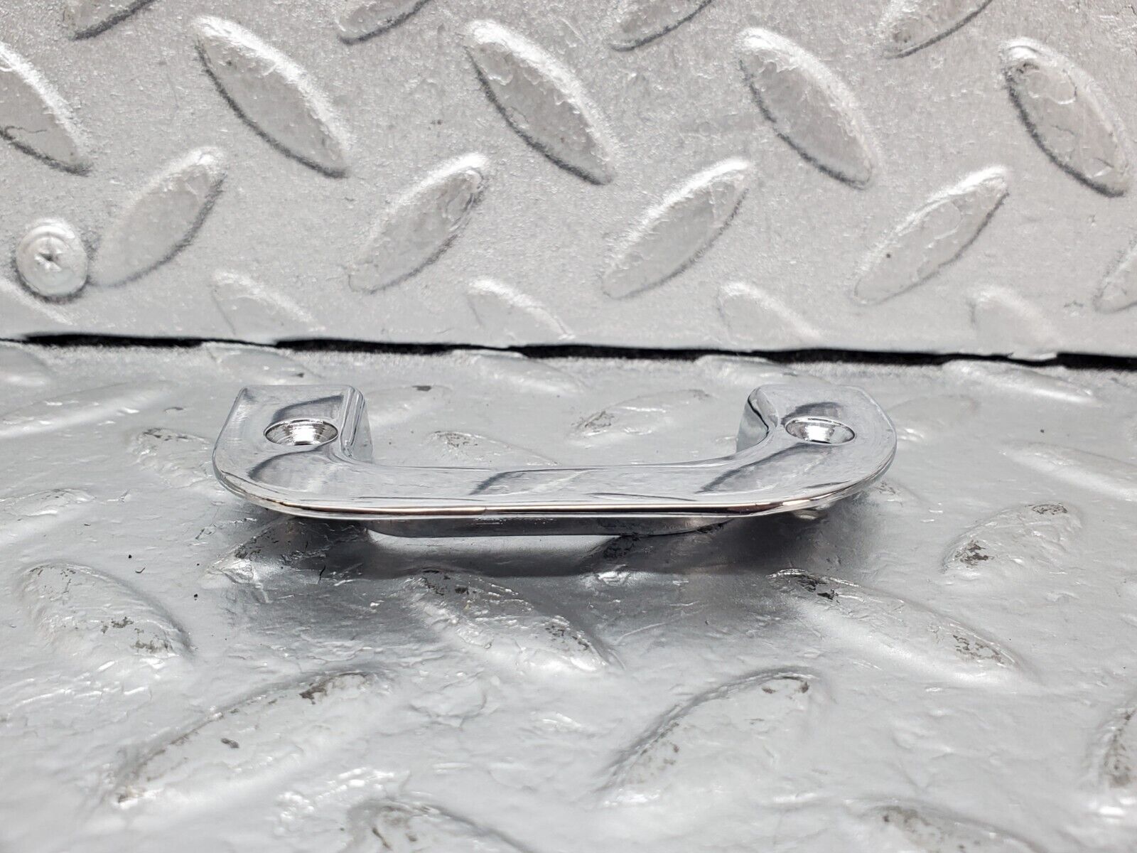 44386 Mercedes-Benz W123 280E Interior Chrome Door Latch Trim Left 1237230124