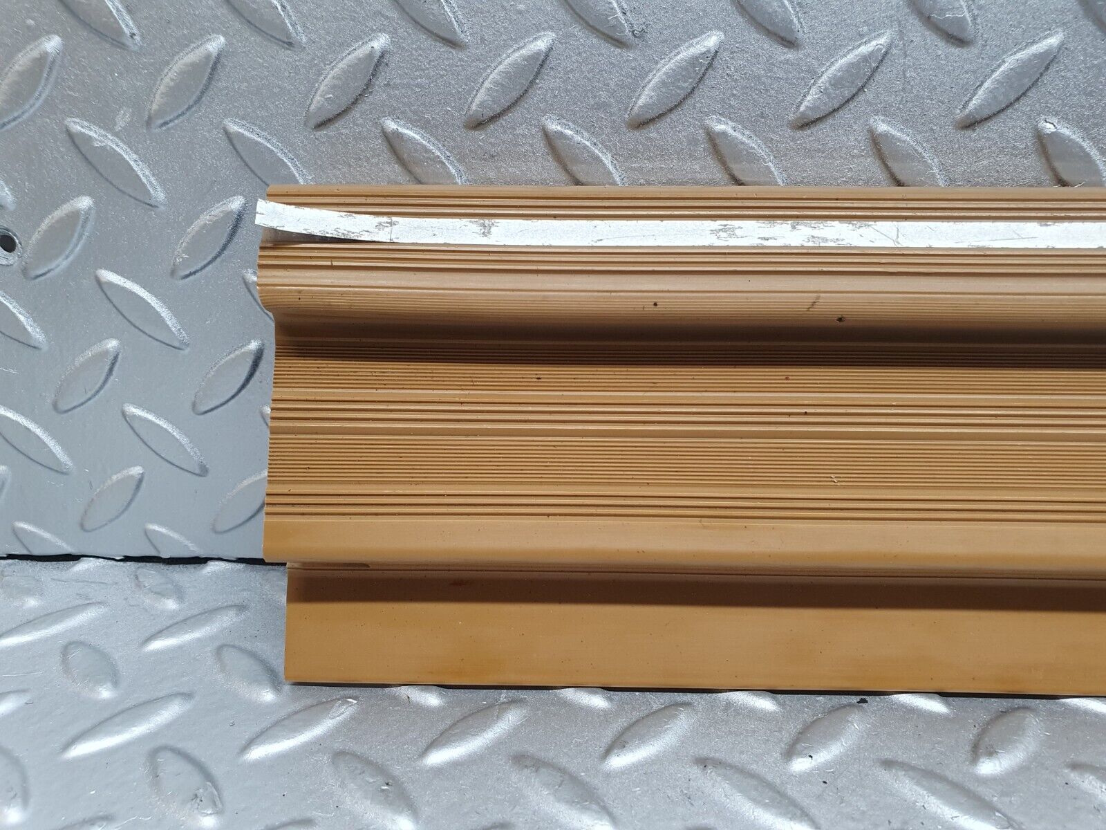 43500 Mercedes-Benz C126 380SEC Coupe Door Sill Left Side