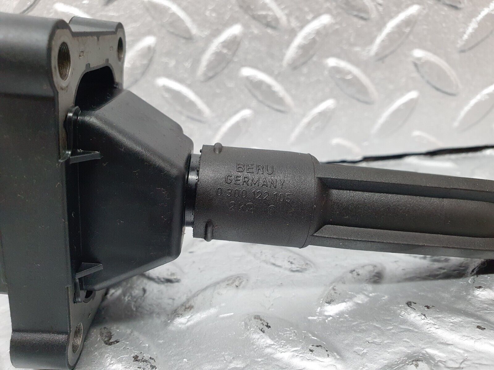 42337 Mercedes-Benz R129 320SL Coupe Ignition Coil Bosch 0221506444 0001587003 0001593642