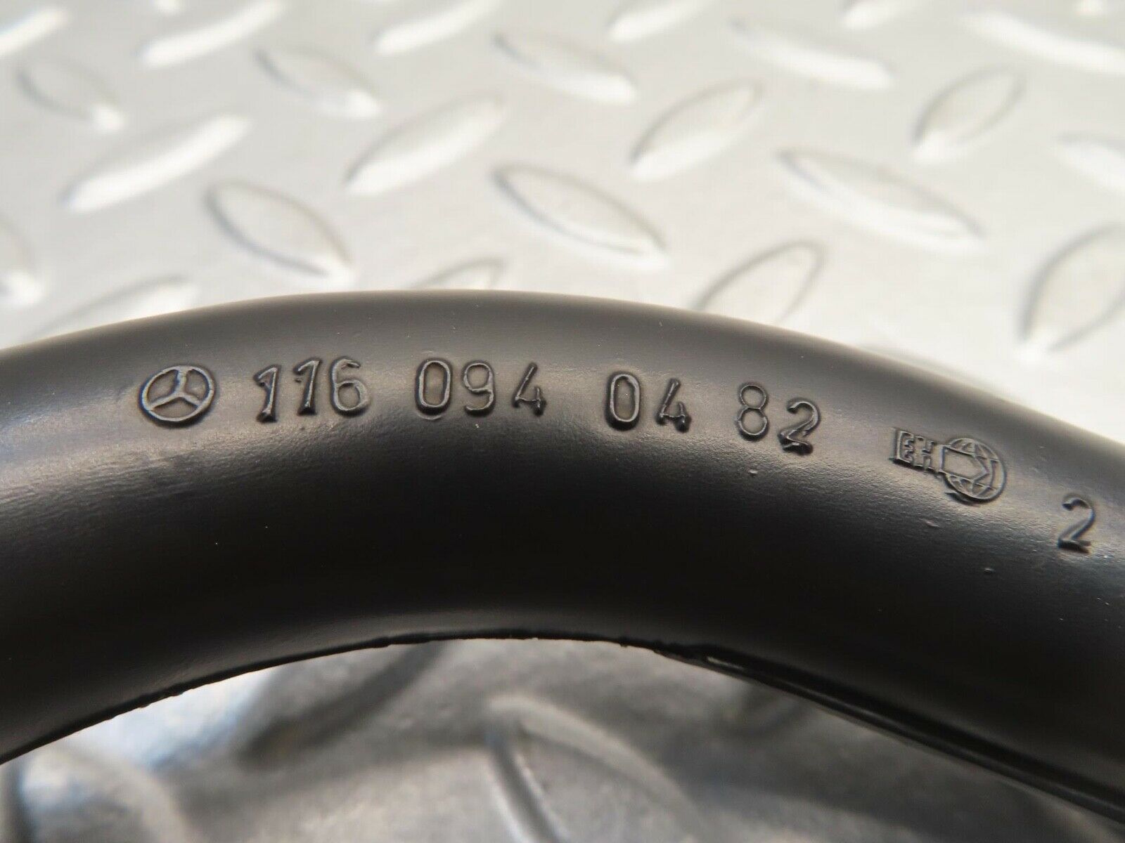 11724 Mercedes-Benz R107 450SL Air Intake Breather Hose 1160940482