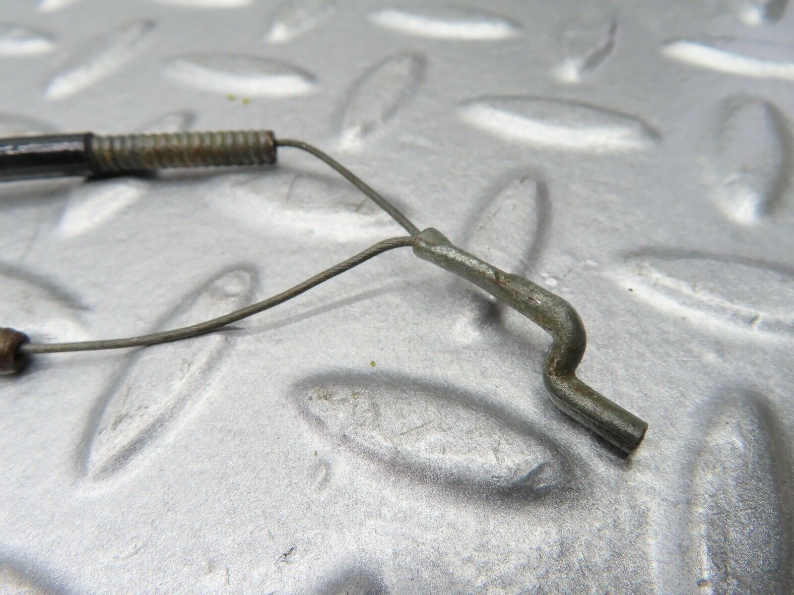 20553 Mercedes-Benz R107 450SL Front Right Seat Hinge 0009107585