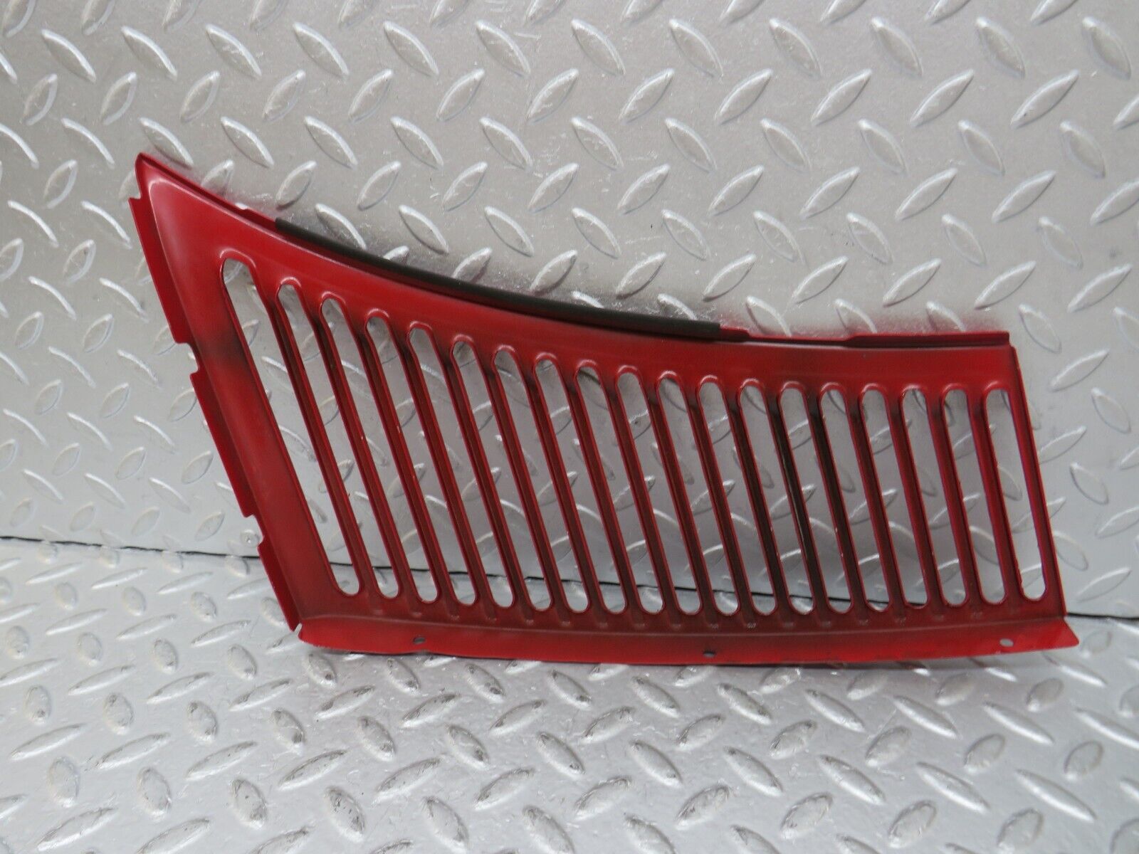35371 Mercedes-Benz R107 280SL Air Vent Grill Left Side