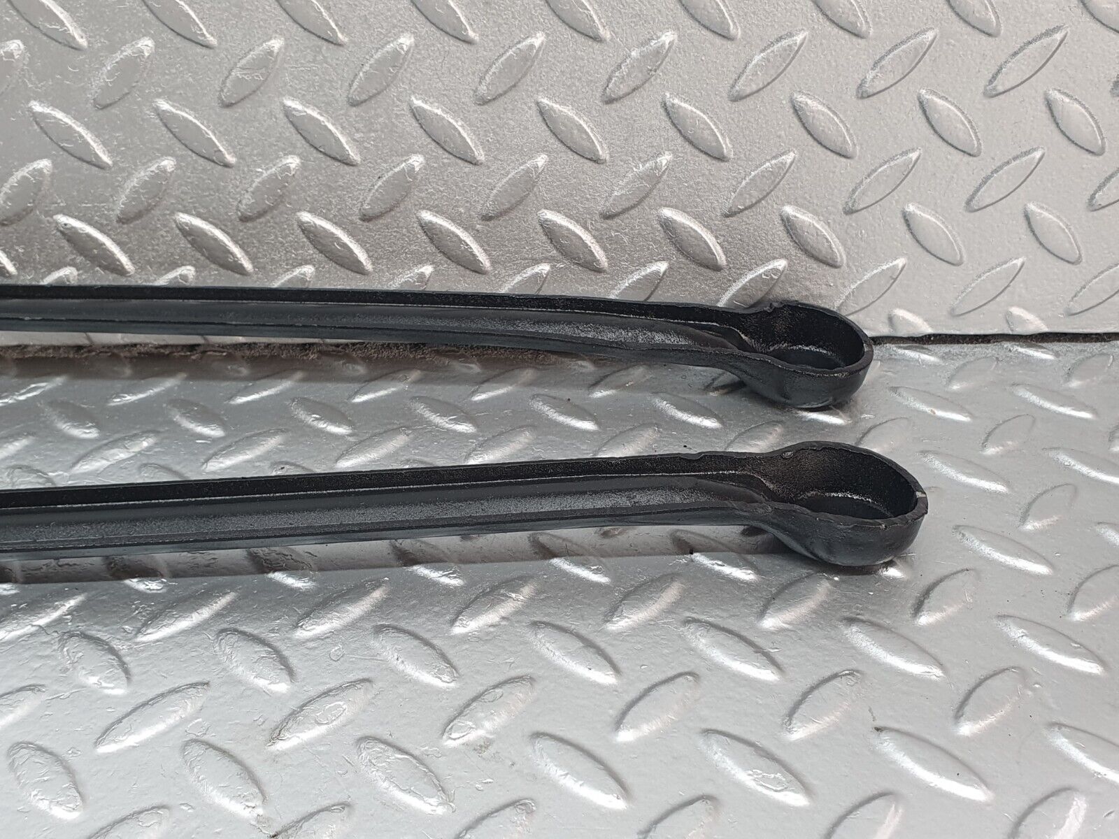 42622 Mercedes-Benz R129 320SL Coupe Front Suspension Anti Roll Bar 2X