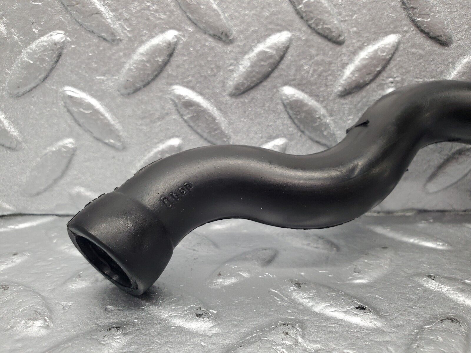 47002 Mercedes-Benz R129 320SL Coupe Crankcase Breather Hose 1120180482