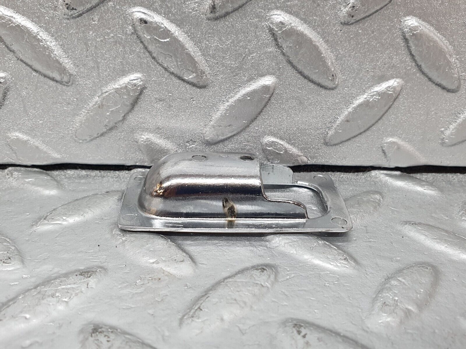 44177 Mercedes-Benz C123 230CE Coupe Door Lock Handle Surround Chrome