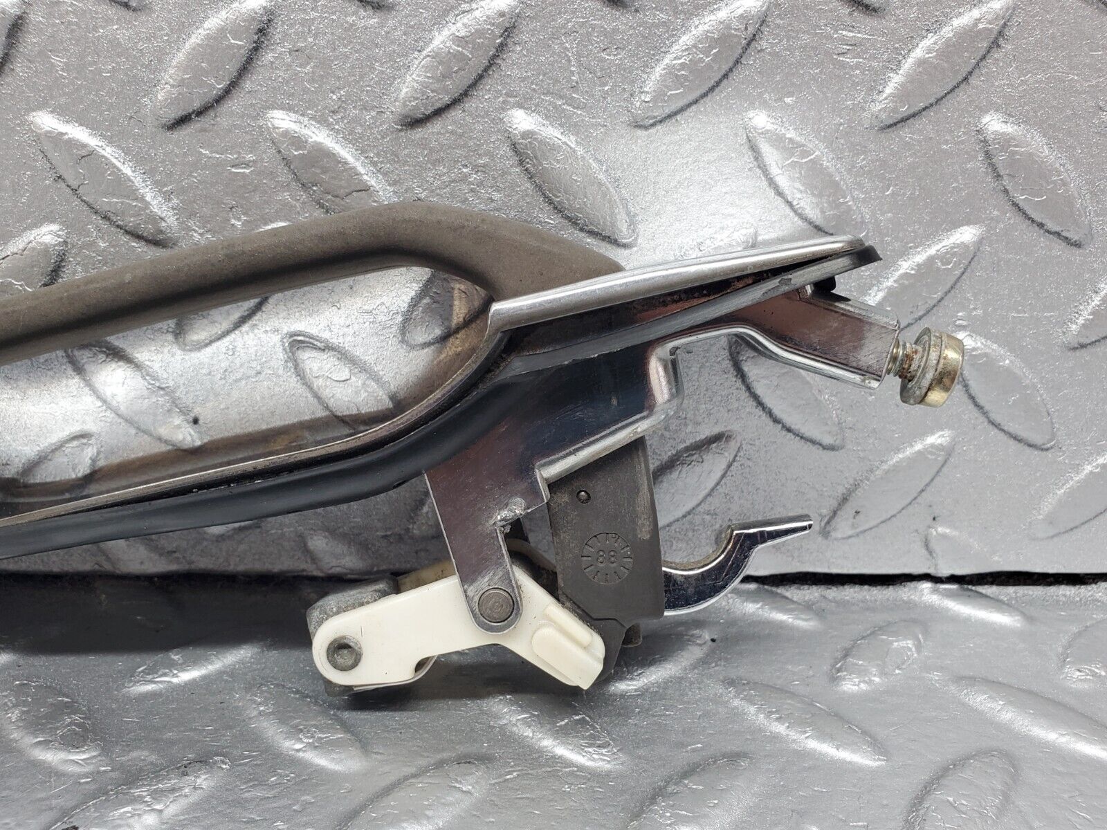 45646 Mercedes-Benz W126 420SE Rear Right Door Exterior Handle 1267600059