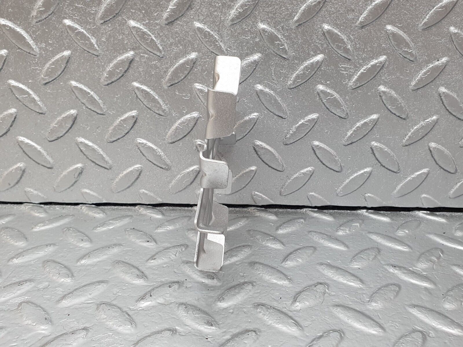 43258 Mercedes-Benz W108 280SE Alternator Generator Cooler Fan