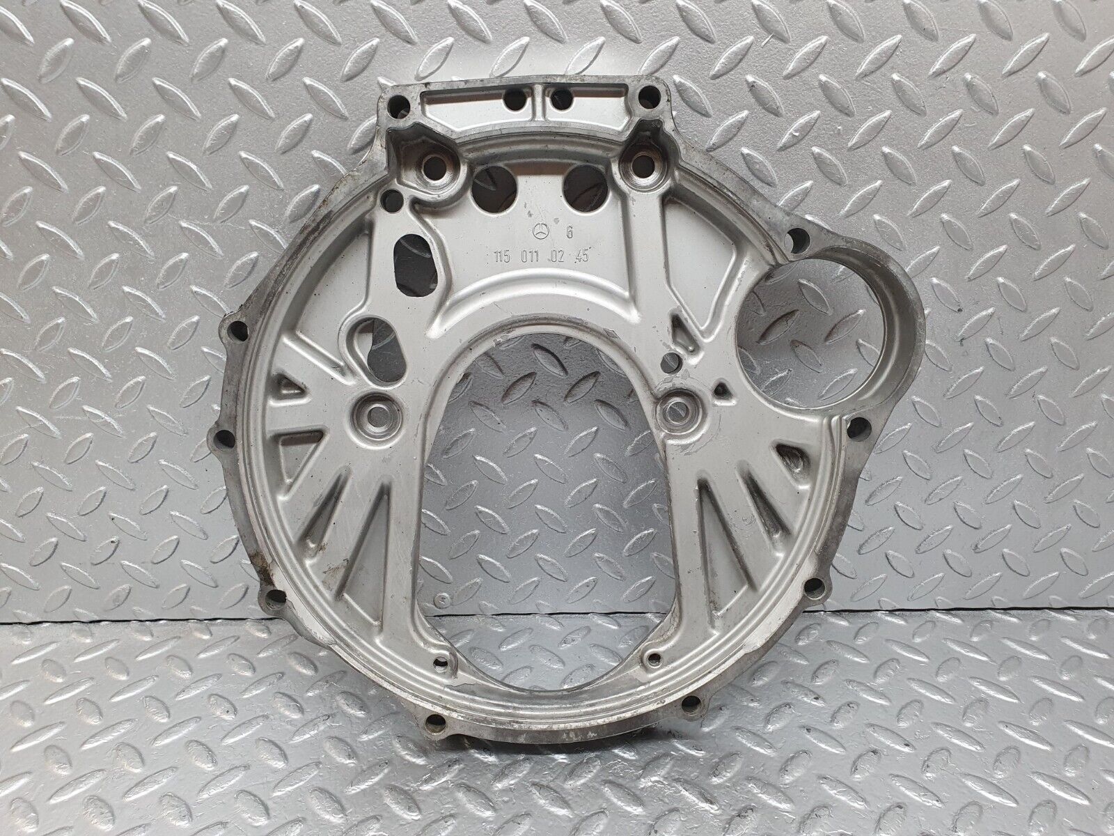 43449 Mercedes-Benz W108 280SE Gearbox Flange 1150110245