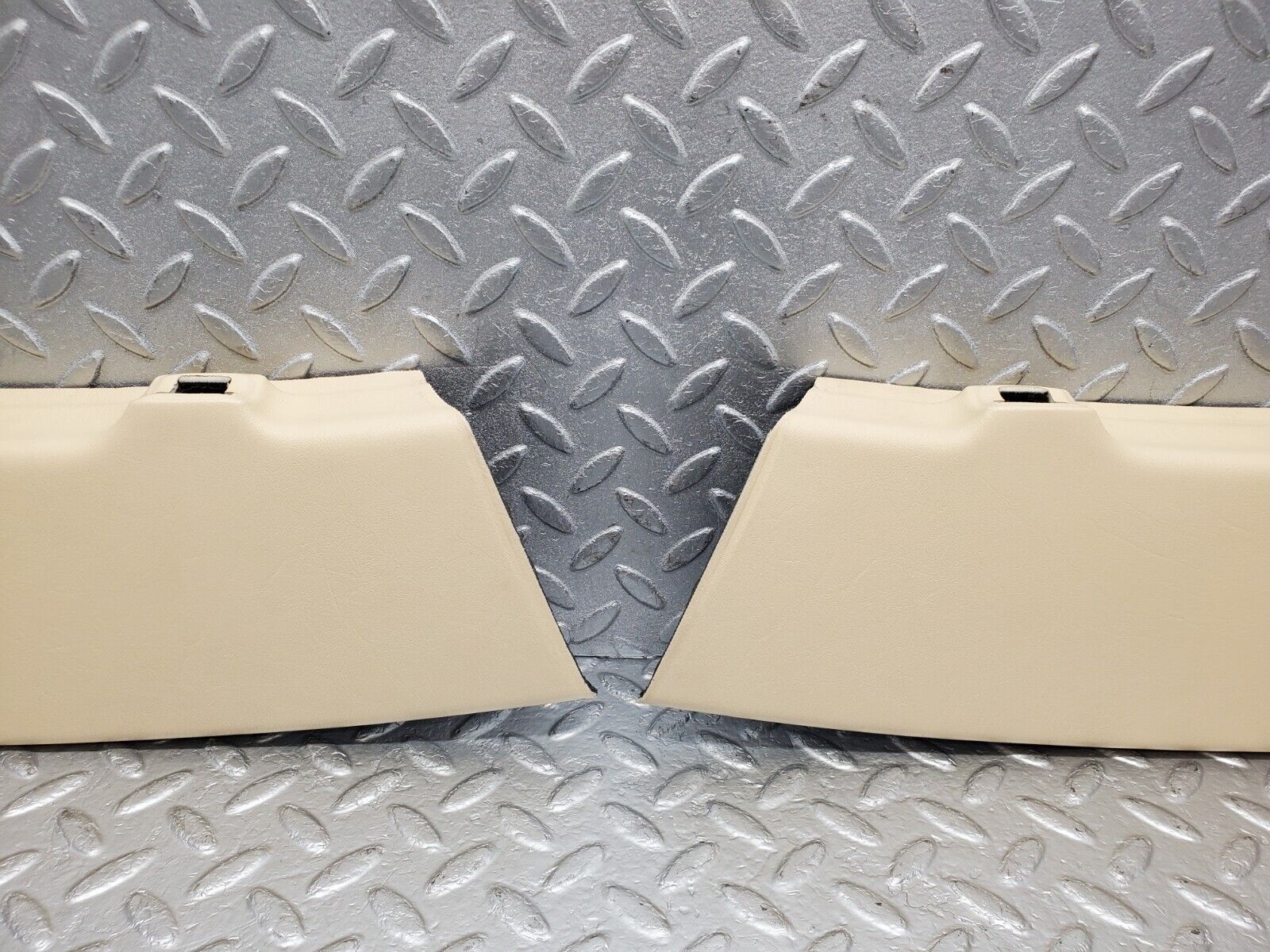 46765 Mercedes-Benz R129 320SL Coupe Roof Headlining Panel Beige 1296900225 1296900125