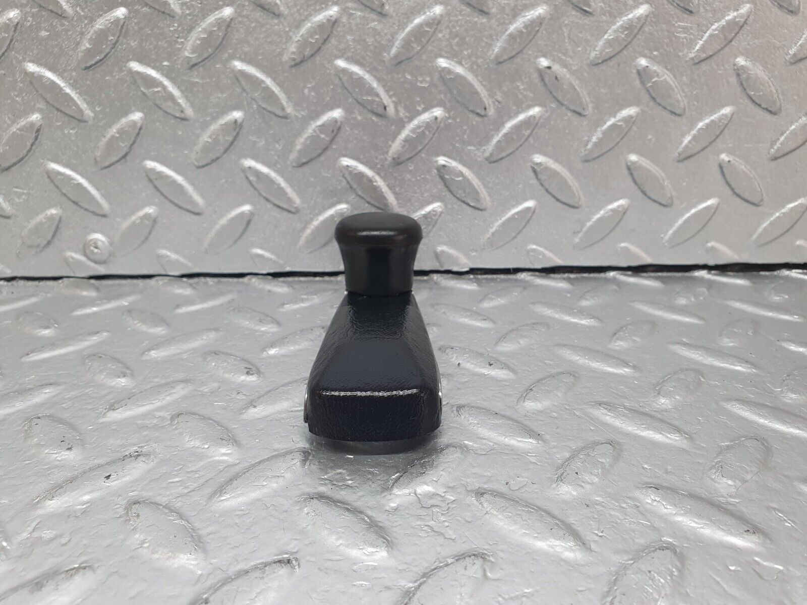 42702 Mercedes-Benz W201 190 2.0L Window Lifter Crank Handle