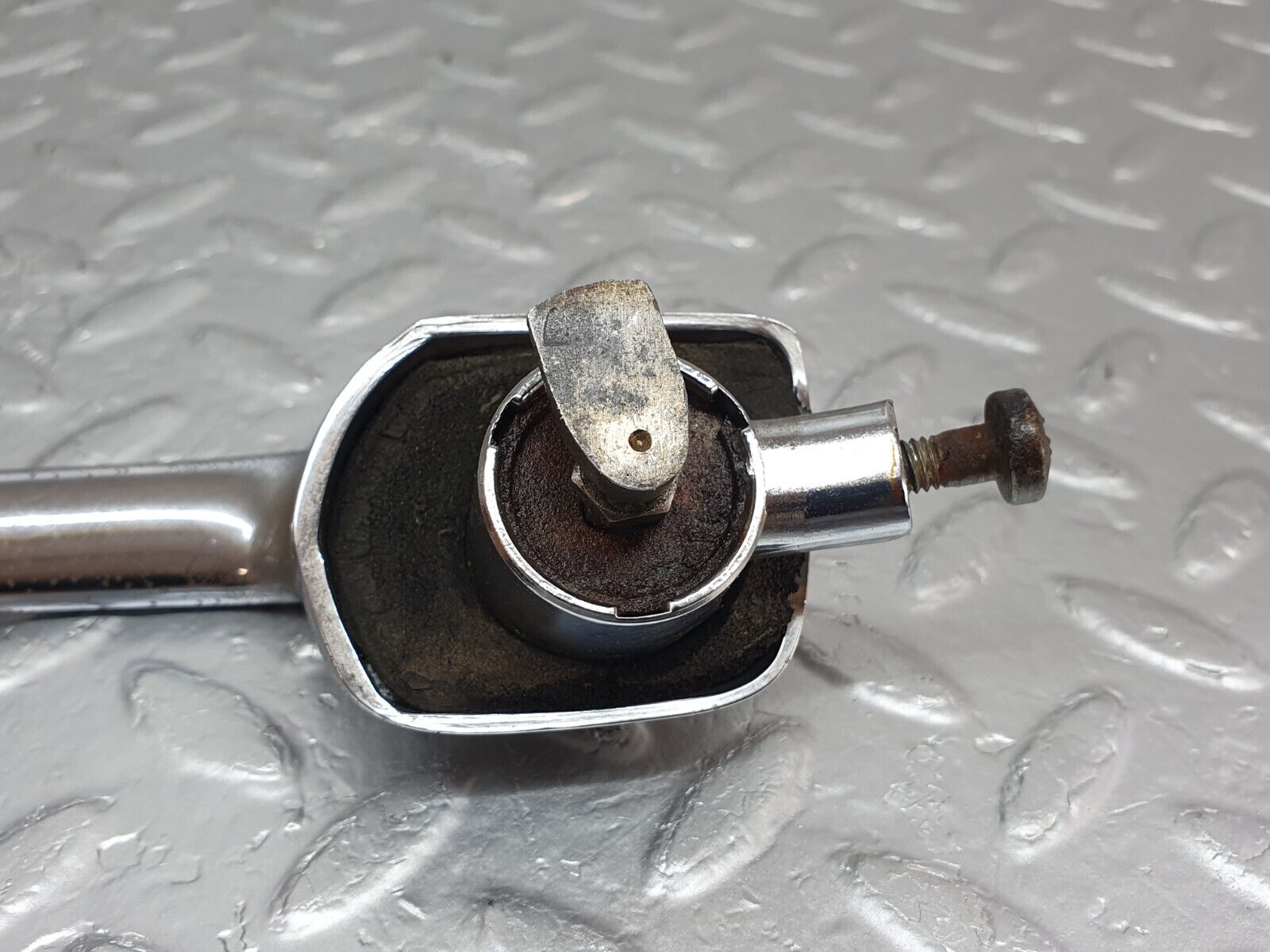 43161 Mercedes-Benz W108 280SE Rear Right Door Exterior Handle 1087661005 1087661202