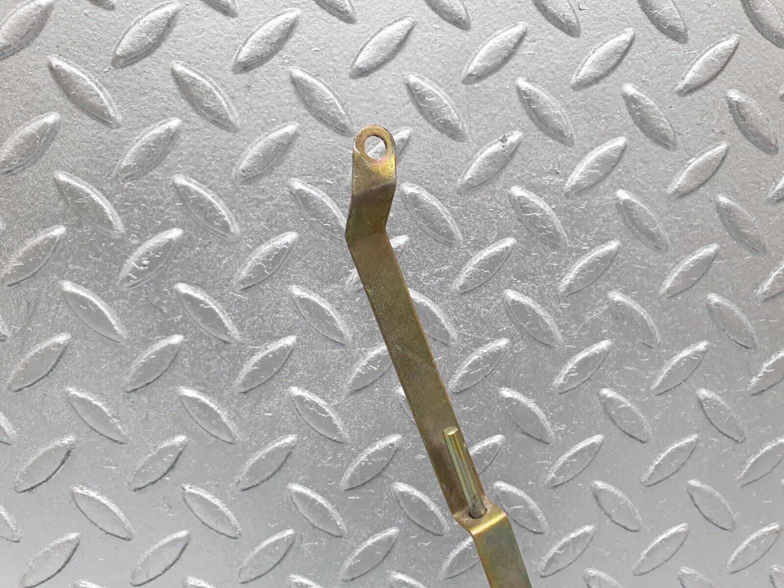 43100 Mercedes-Benz C107 350SLC Coupe Trunk Lock Vacuum Actuator NT8845701