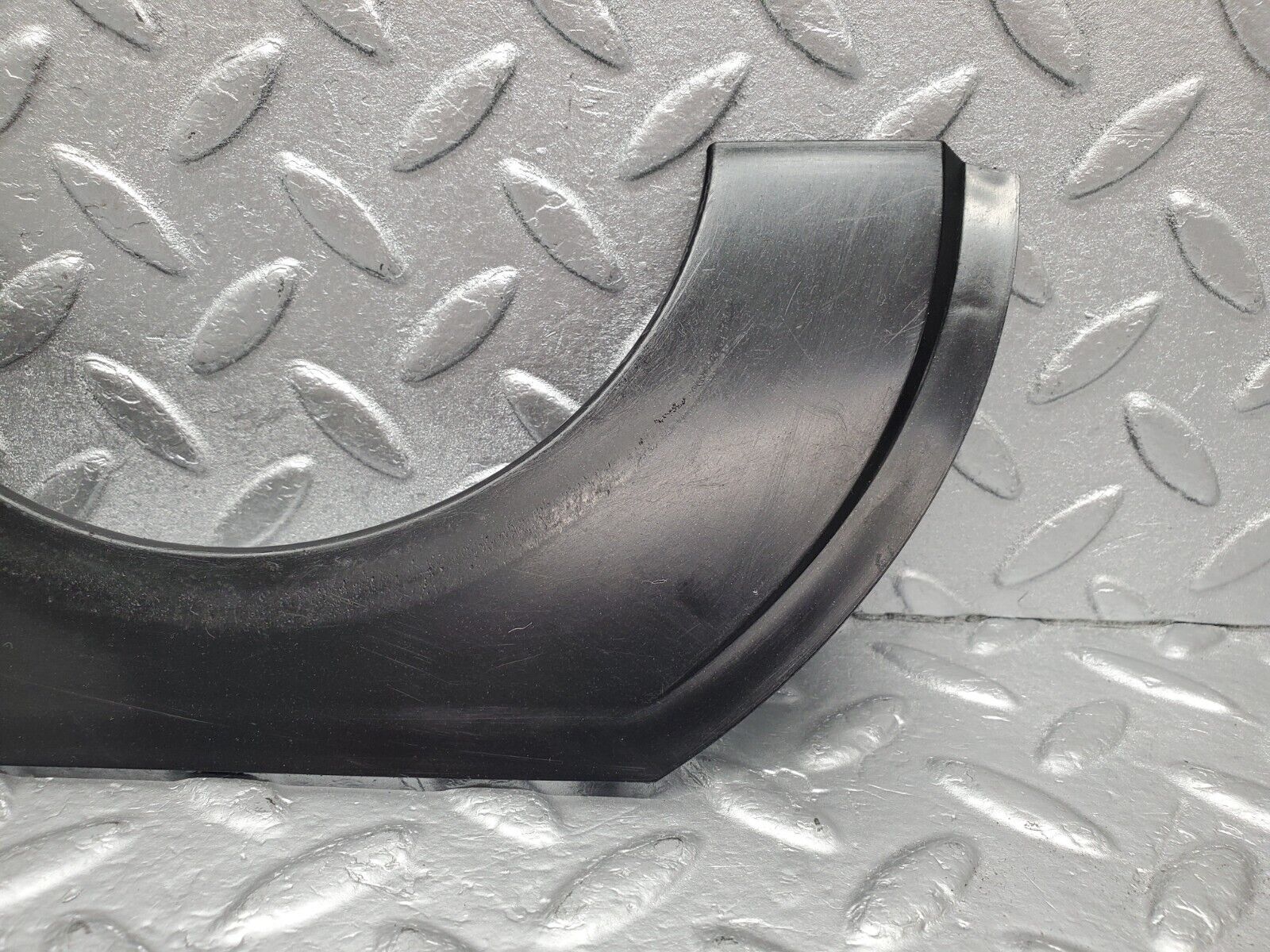 46899 Mercedes-Benz R129 320SL Coupe Windscreen Wiper Surround Trim