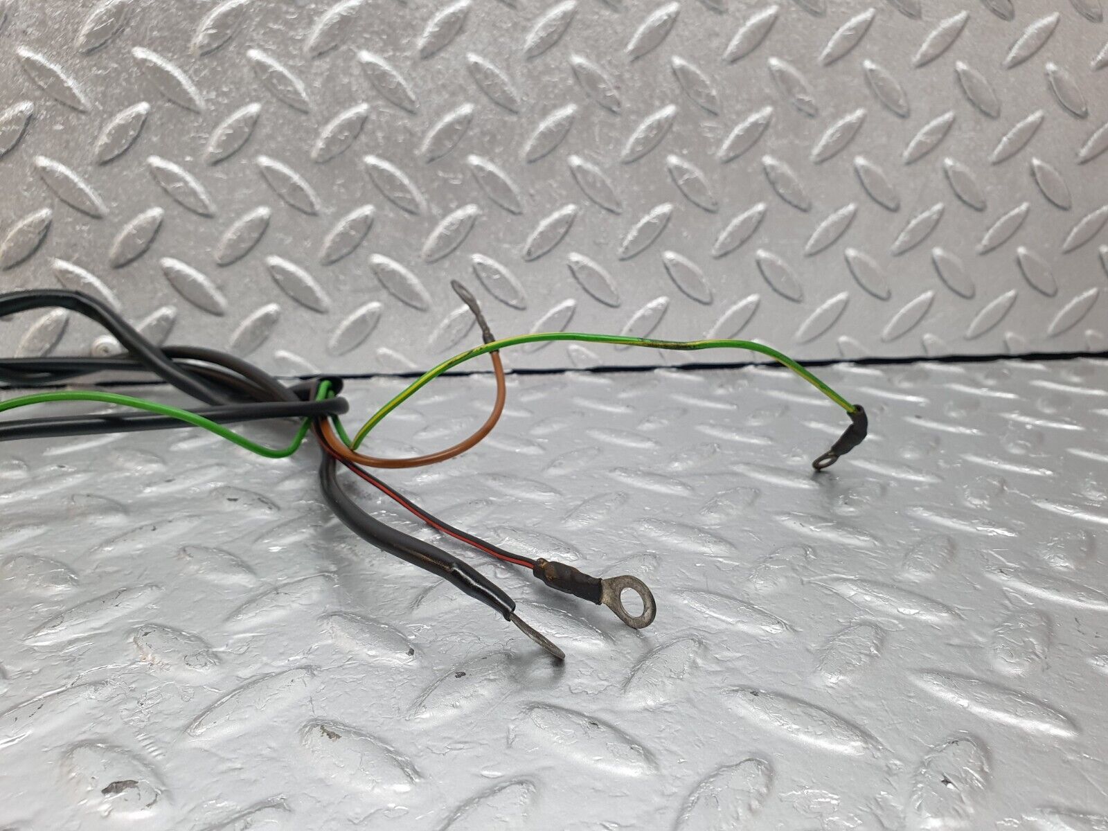 43953 Mercedes-Benz C123 230CE Coupe Diagnostic Connector 1235450026 1235450003