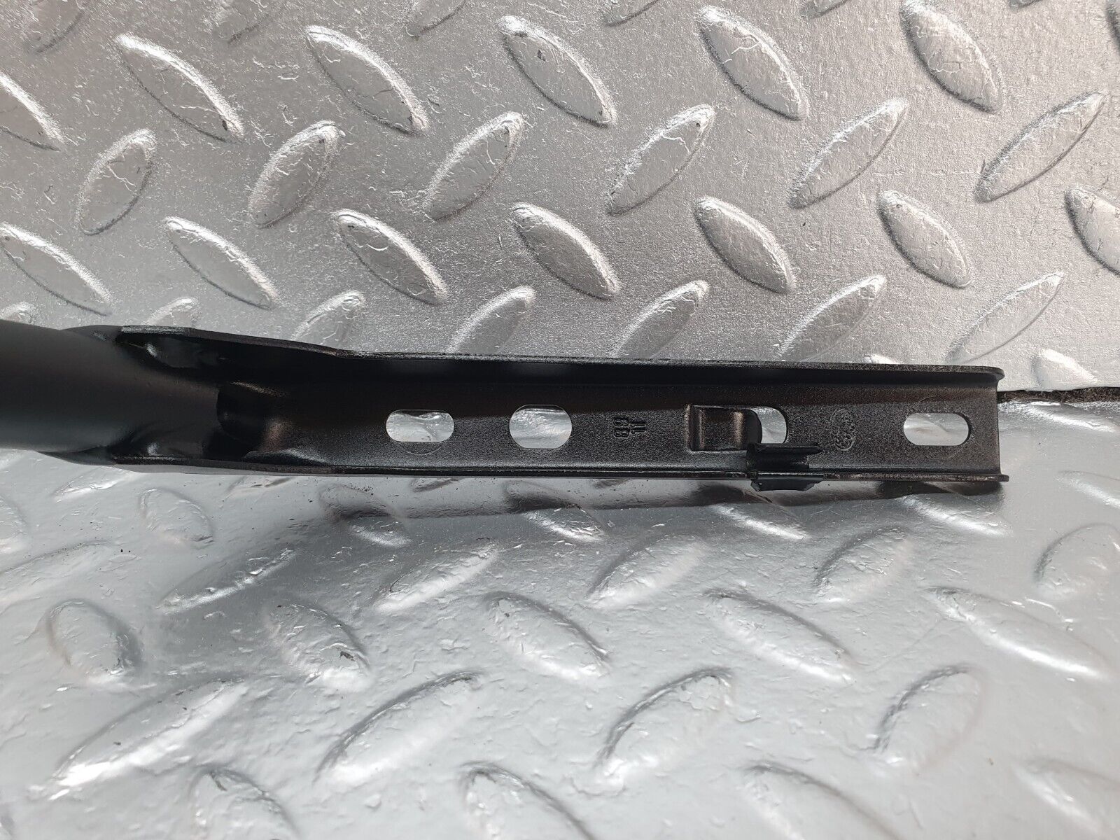 42840 Mercedes-Benz W201 190 2.0L Trunk Lid Hinge Left Side