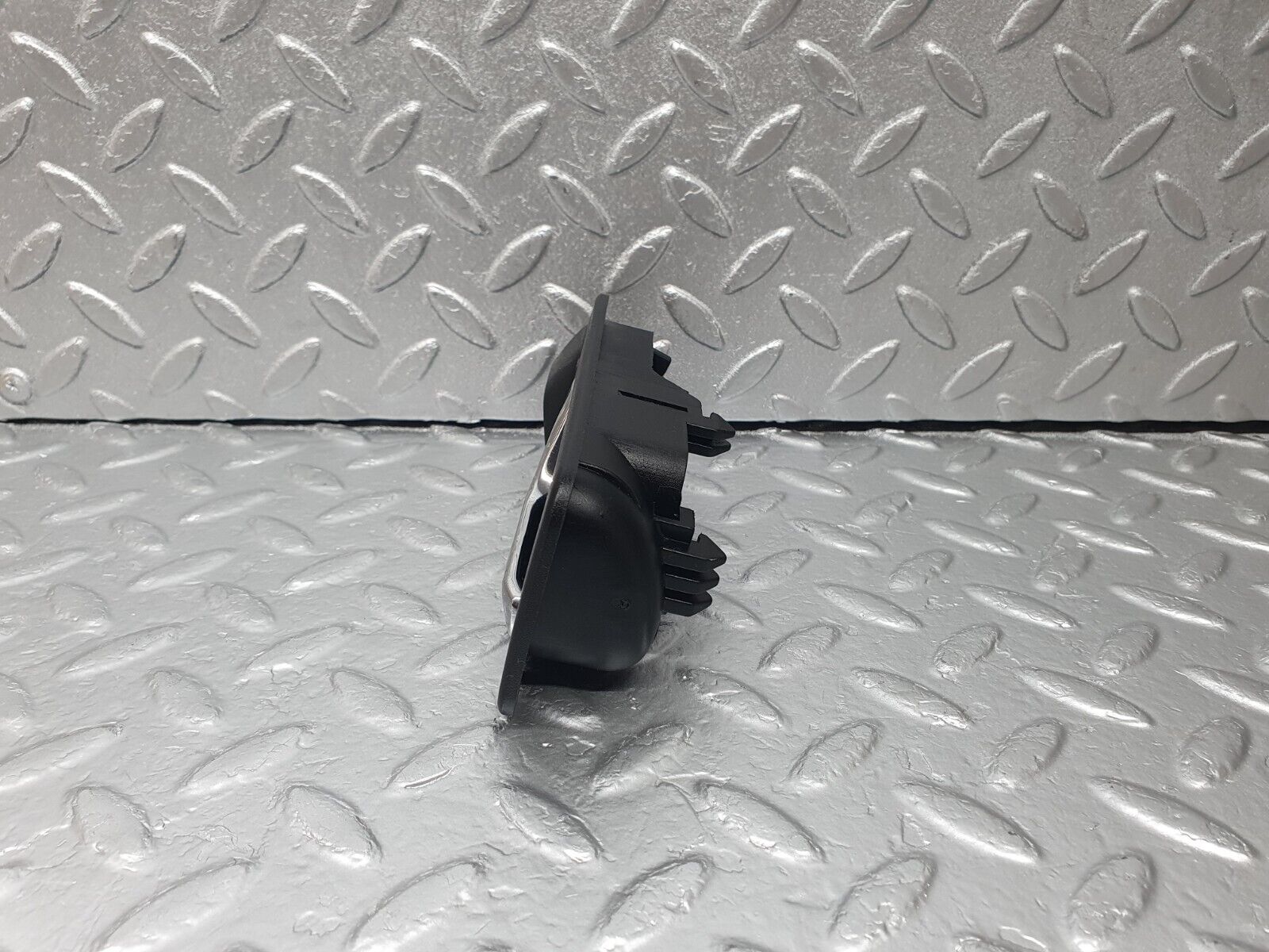 42779 Mercedes-Benz W201 190 2.0L Left Interior Door Handle 2017660164