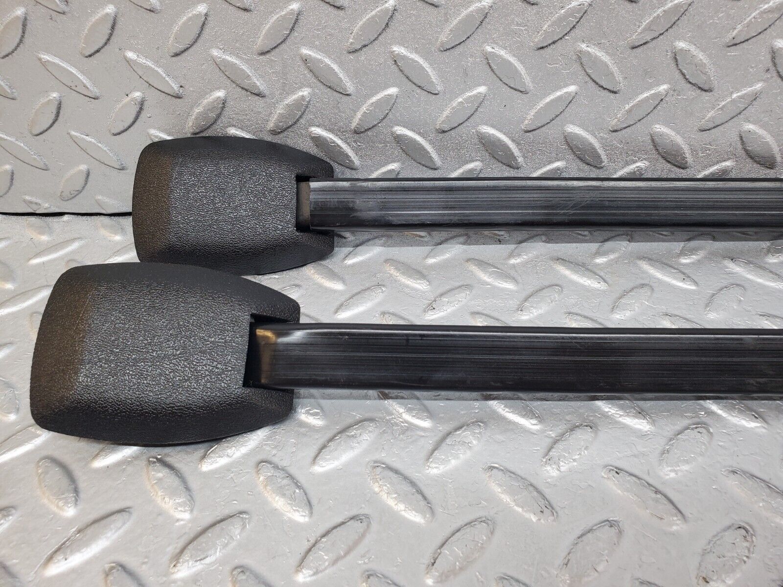 44777 Mercedes-Benz W124 220E Seat Belt Runner Pair 1249193520