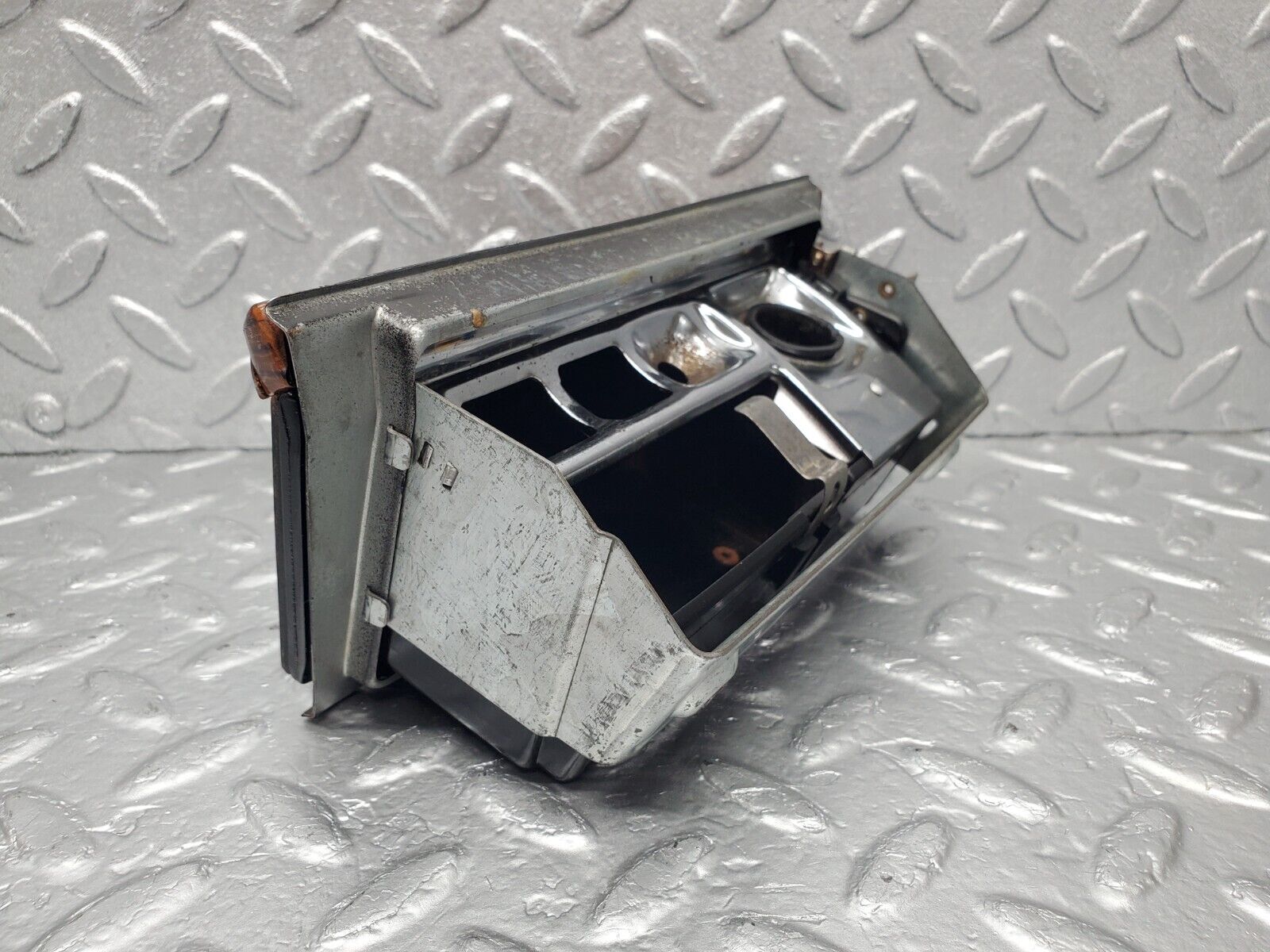 46359 Mercedes-Benz C123 280CE Coupe Centre Console Ashtray Wood Finish