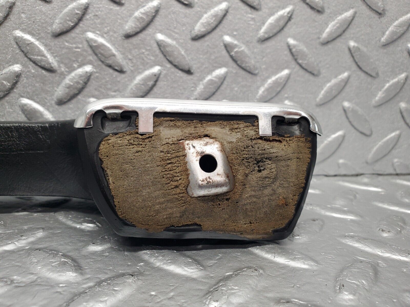 46343 Mercedes-Benz C123 280CE Coupe Front Left Interior Door Handle Black 1239701701